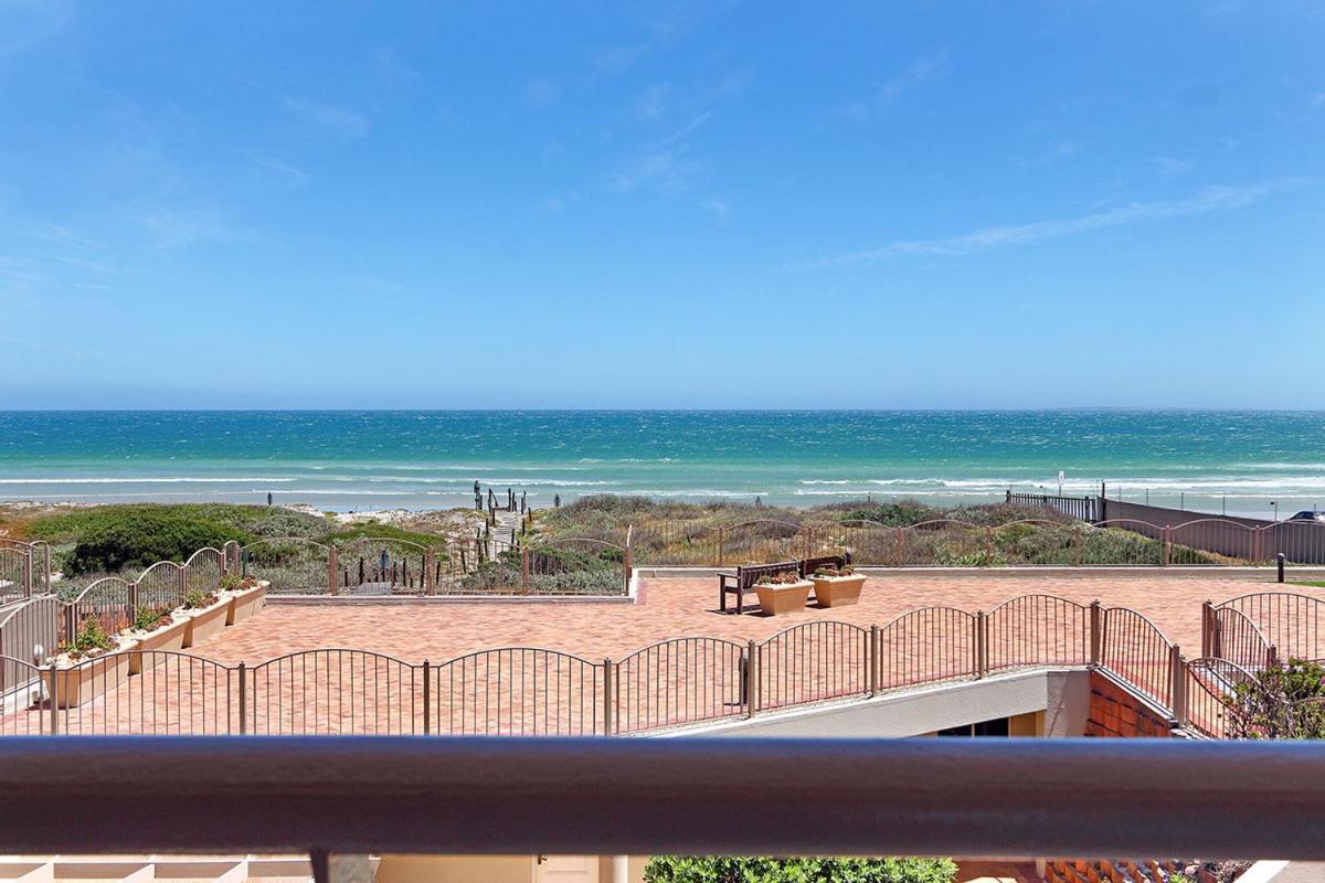 Neptune Isle 214 By Hostagents Cape Town