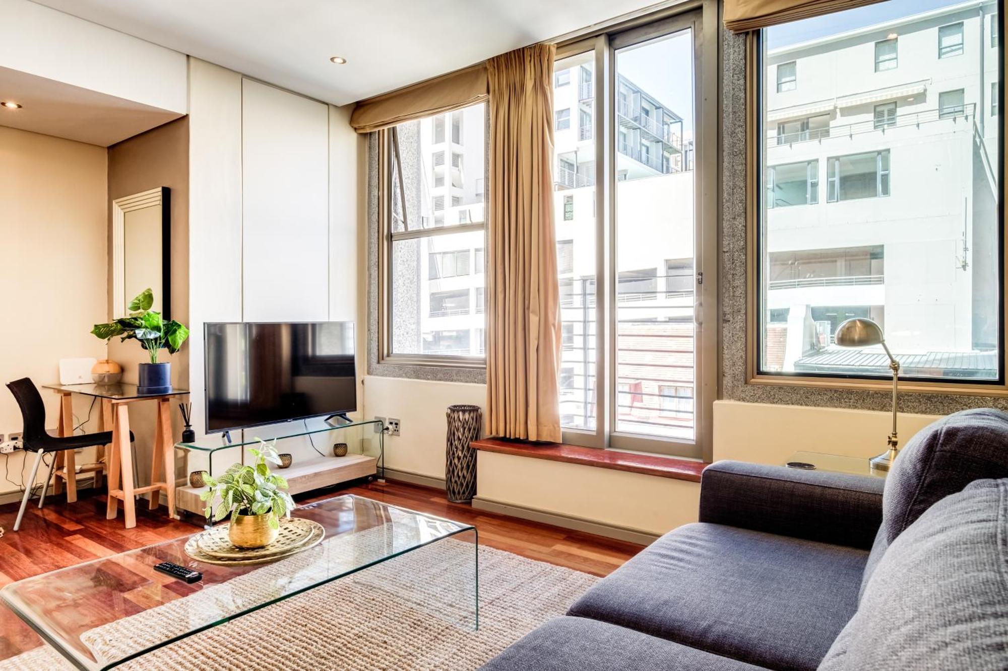Belina - Cartwrights City View Apartment