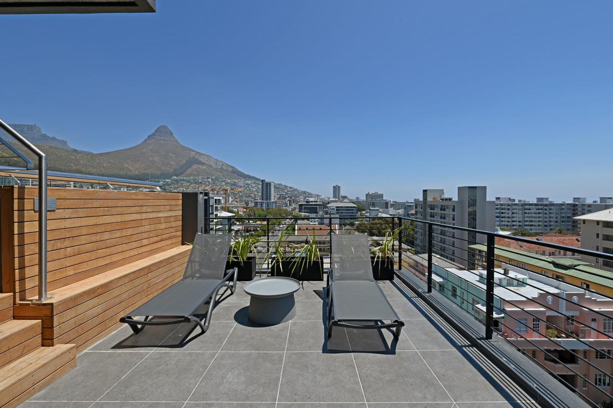 One26 On M - Fluent Serviced Apartment