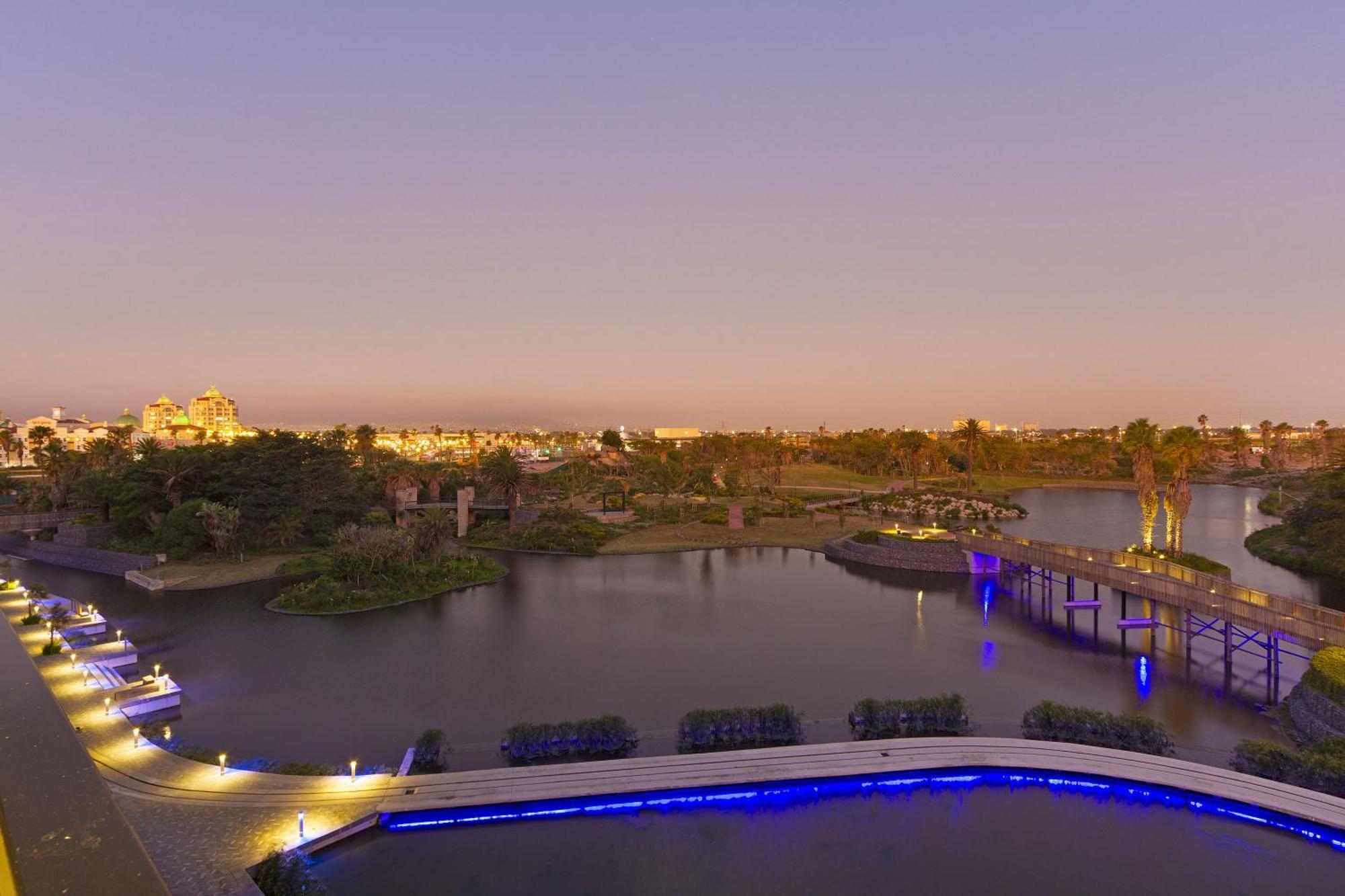 Bridgewater View 502 By Host Agents *