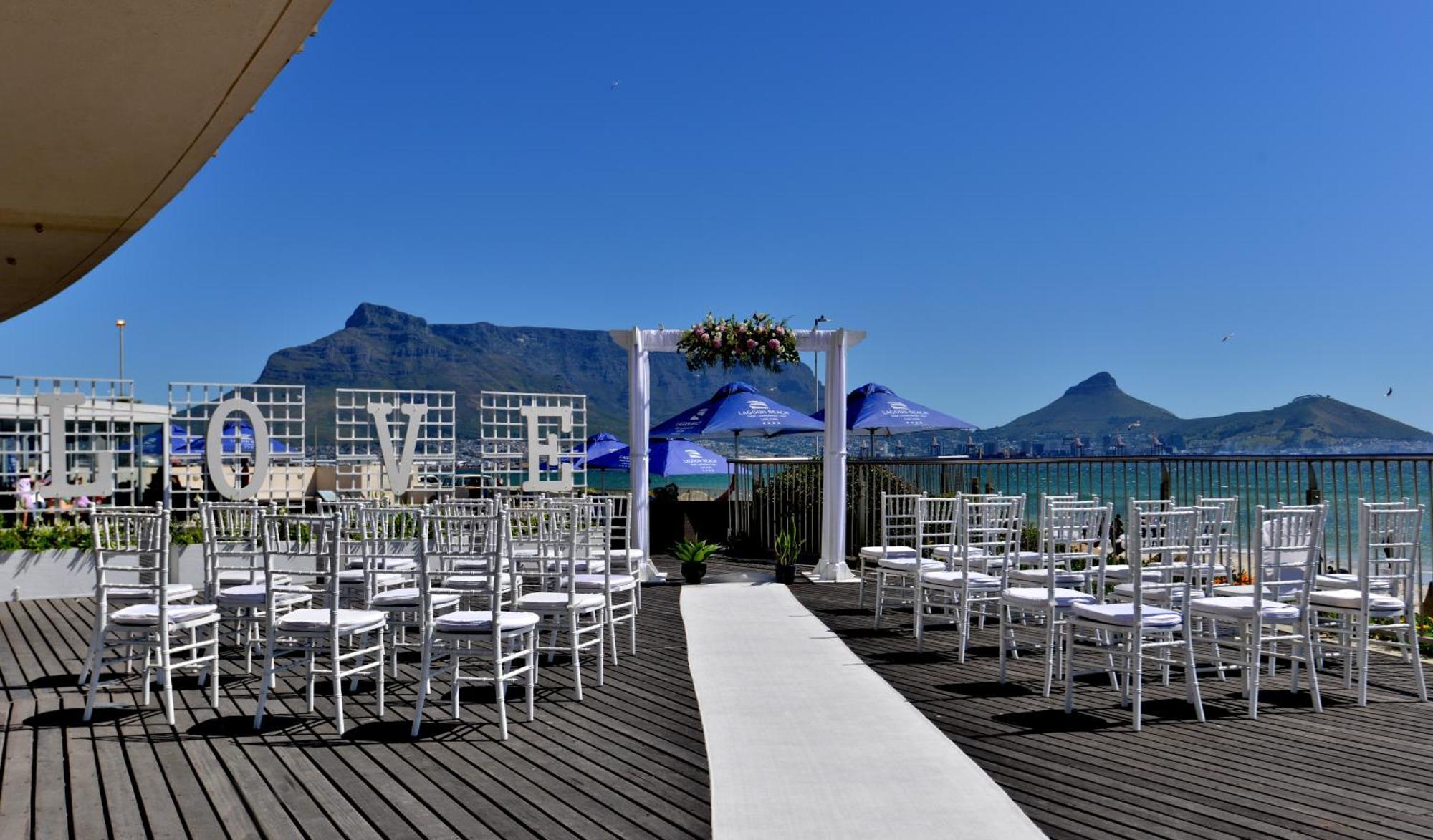 Lagoon & Cape Town
