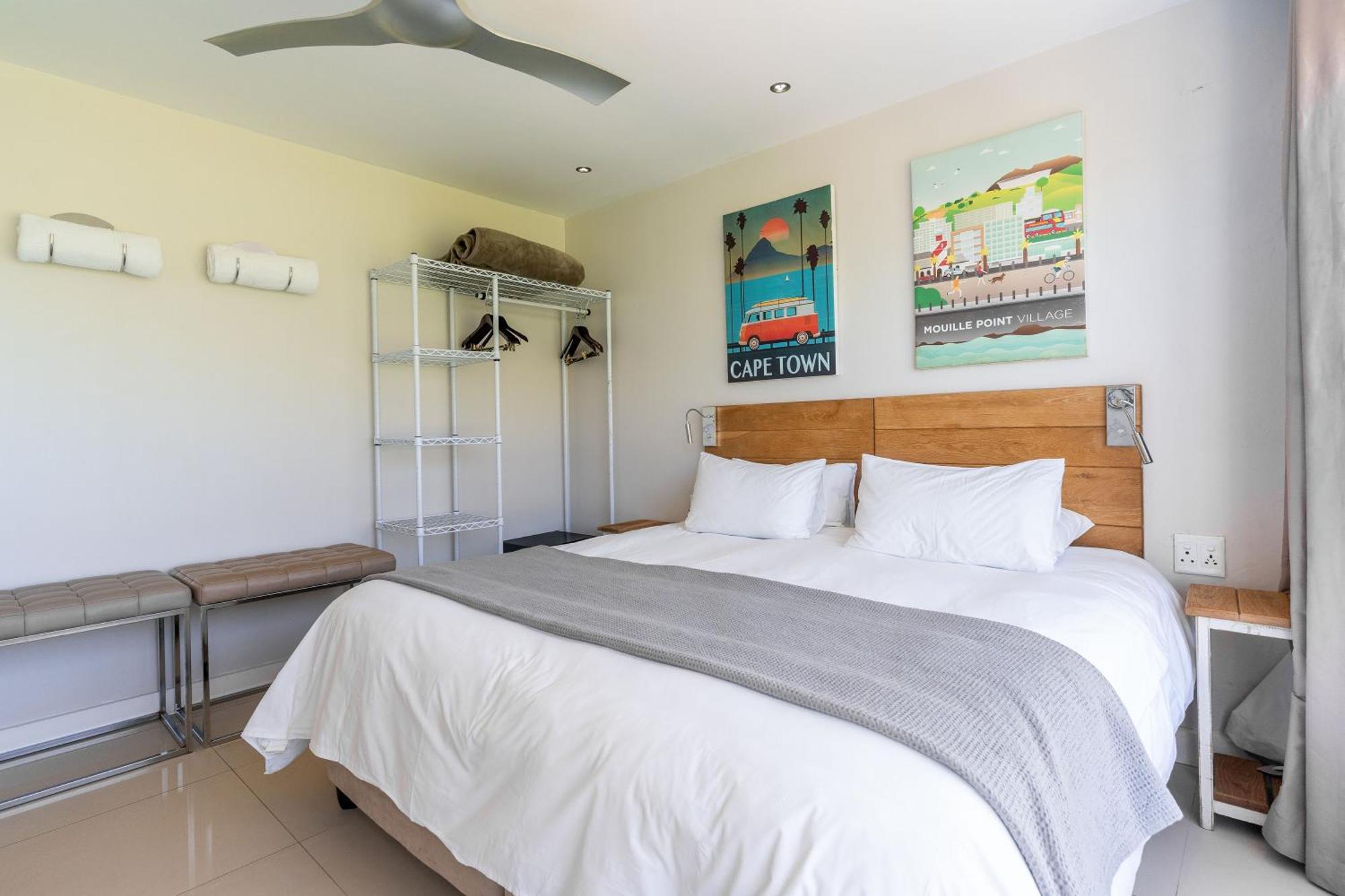 Apartment Mouille Point Places - & *