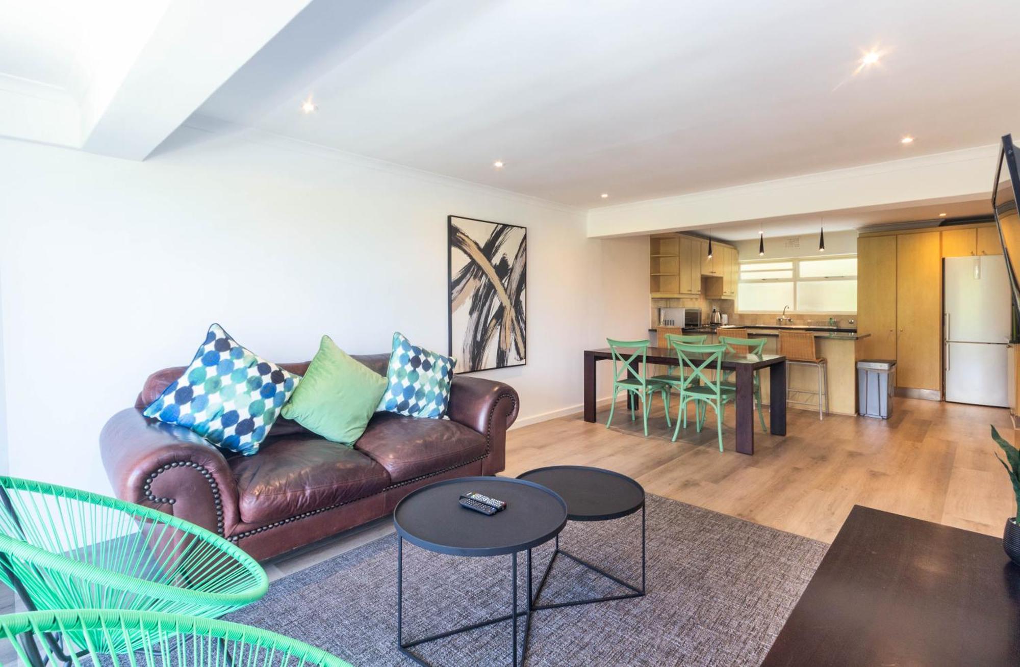 Apartment Mouille Point *
