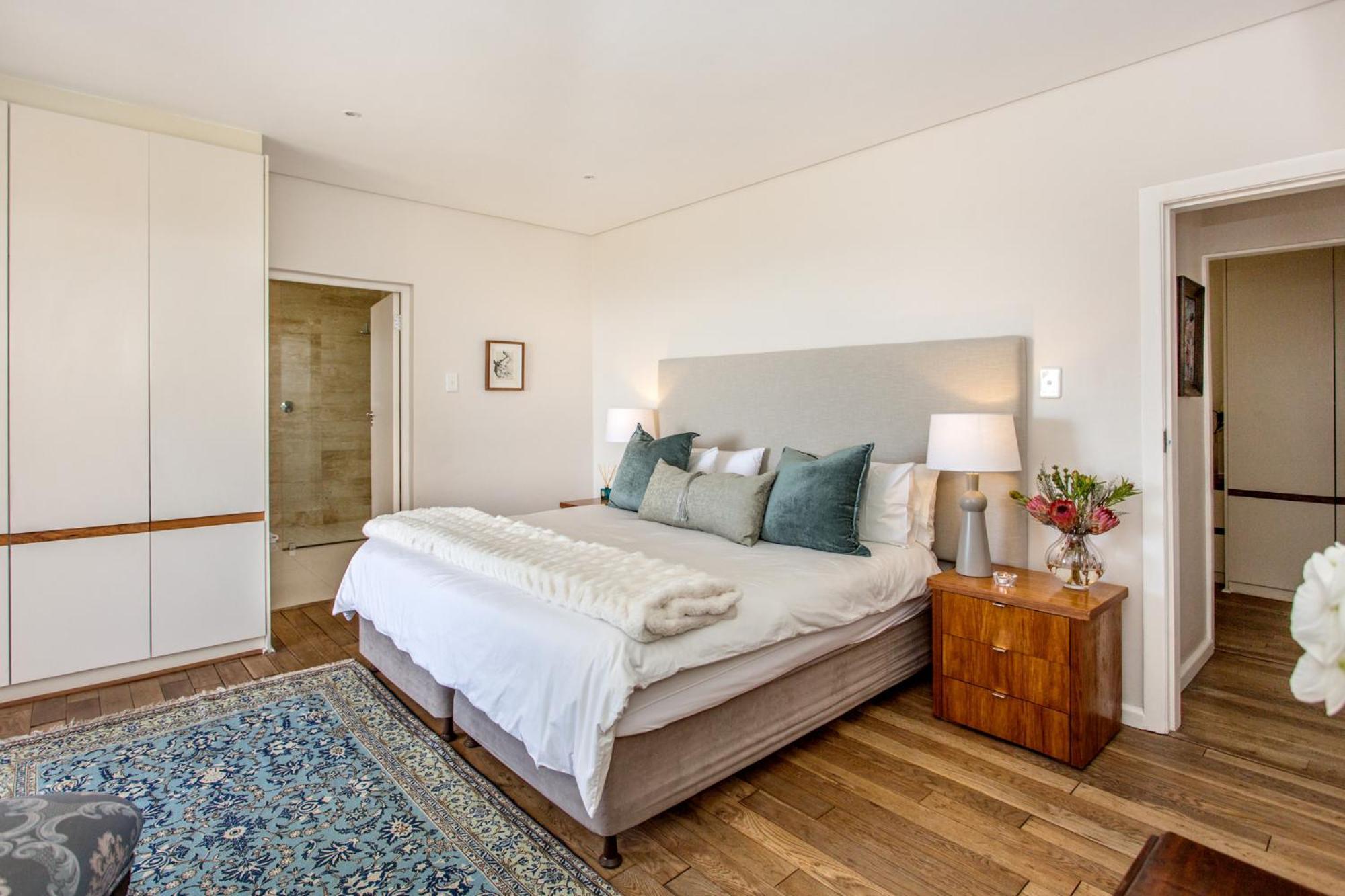 Far Horizons Camps Bay 4* Cape Town