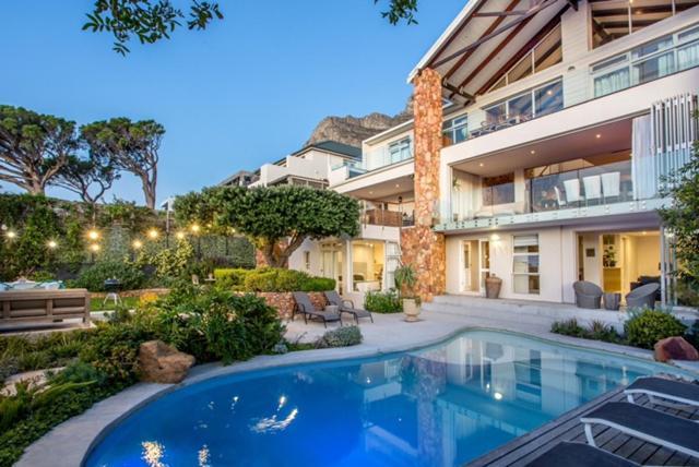 Far Horizons Camps Bay Cape Town