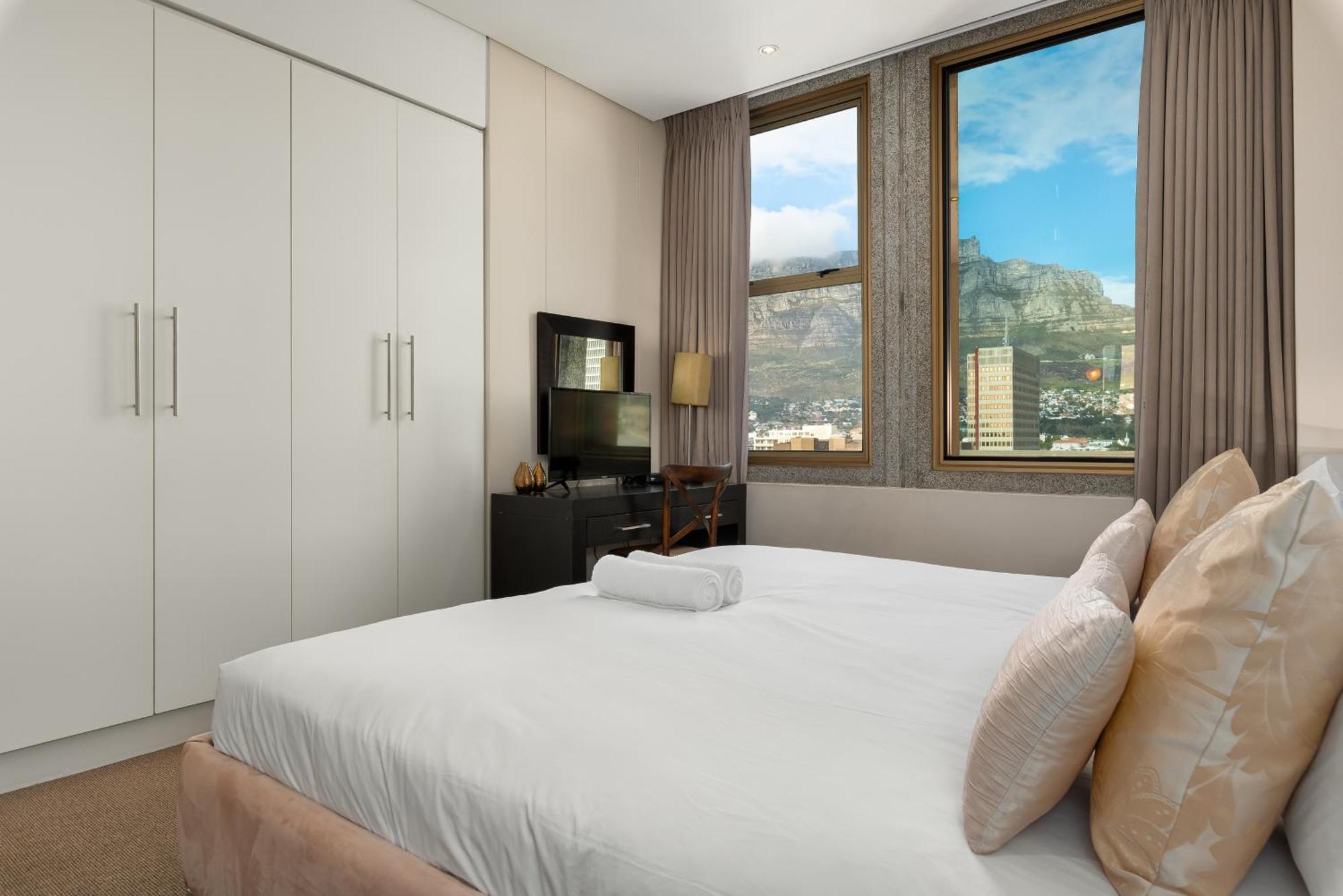 Cartwrights Corner Apartment *