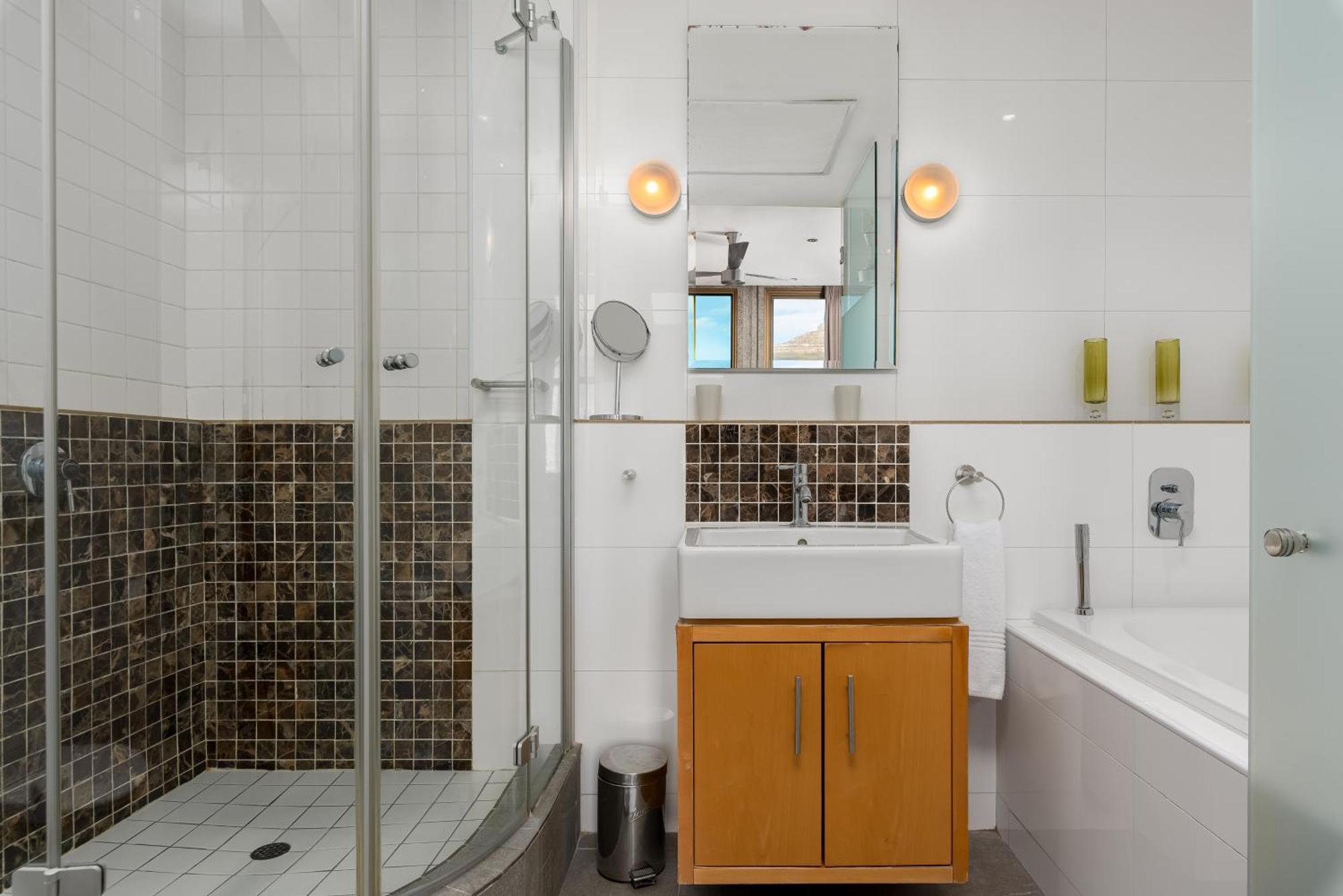 Cartwrights Corner Apartment Cape Town