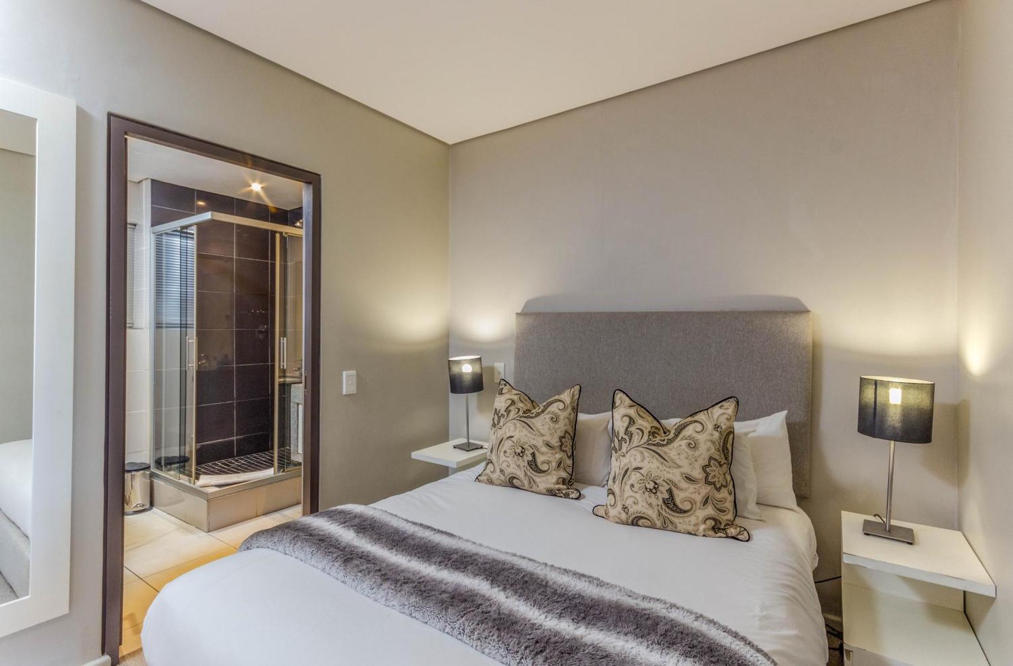 Apartment Harbouredge Cape Town