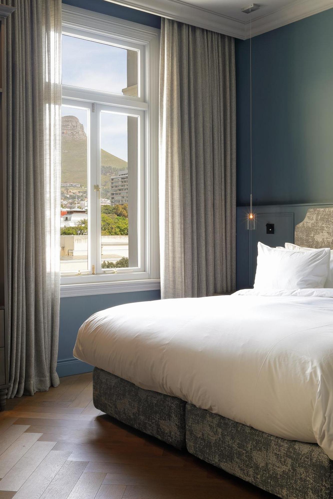 Labotessa Luxury Boutique Cape Town