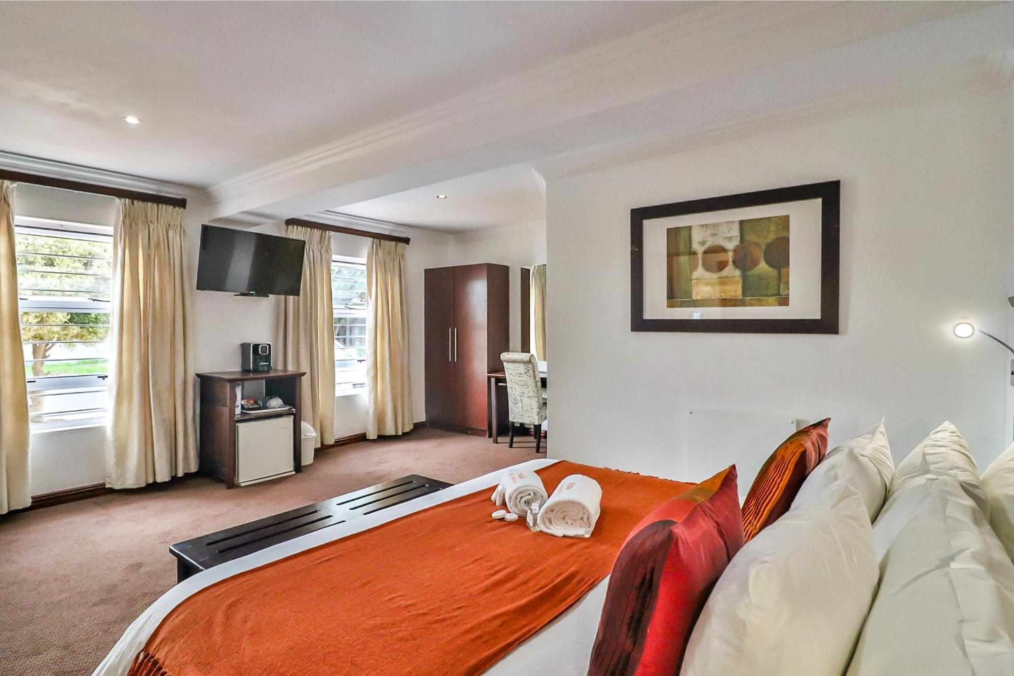 Guest house Kwantu 2 *