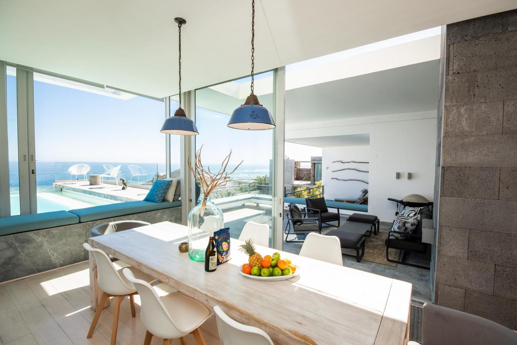 Apartment Luxury Camps Bay Penthouse With Spectacular Views Cape Town