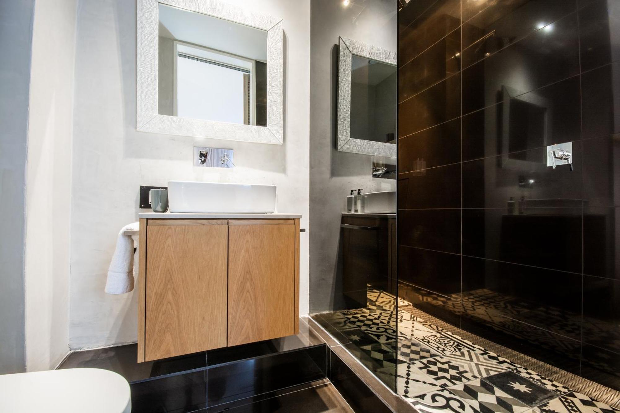 Luxury Camps Bay Penthouse With Spectacular Views Apartment