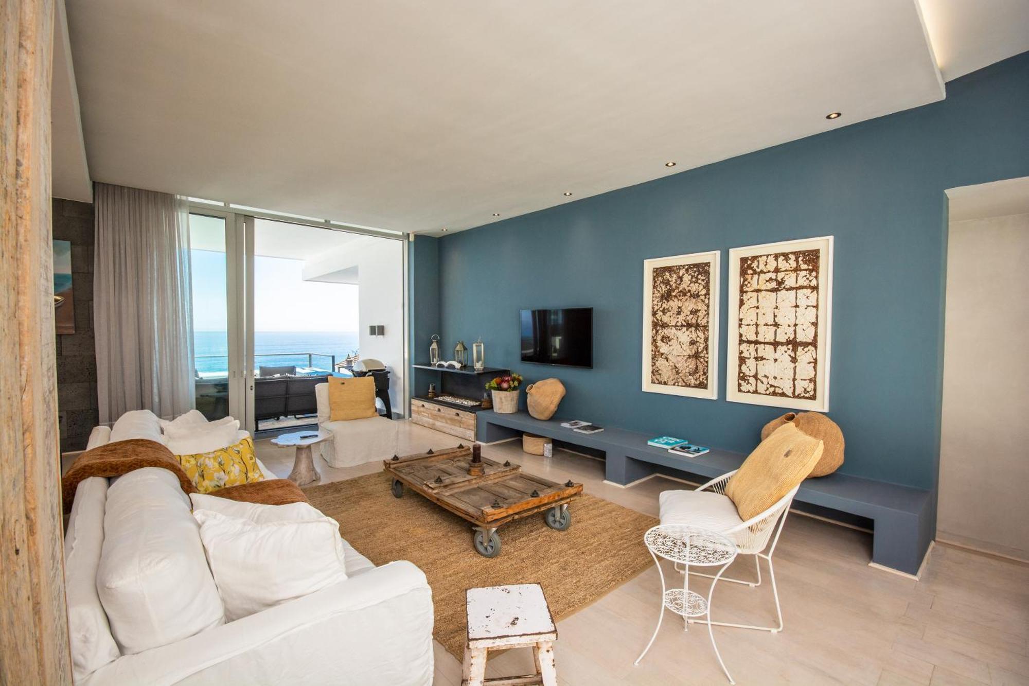 Luxury Camps Bay Penthouse With Spectacular Views Cape Town