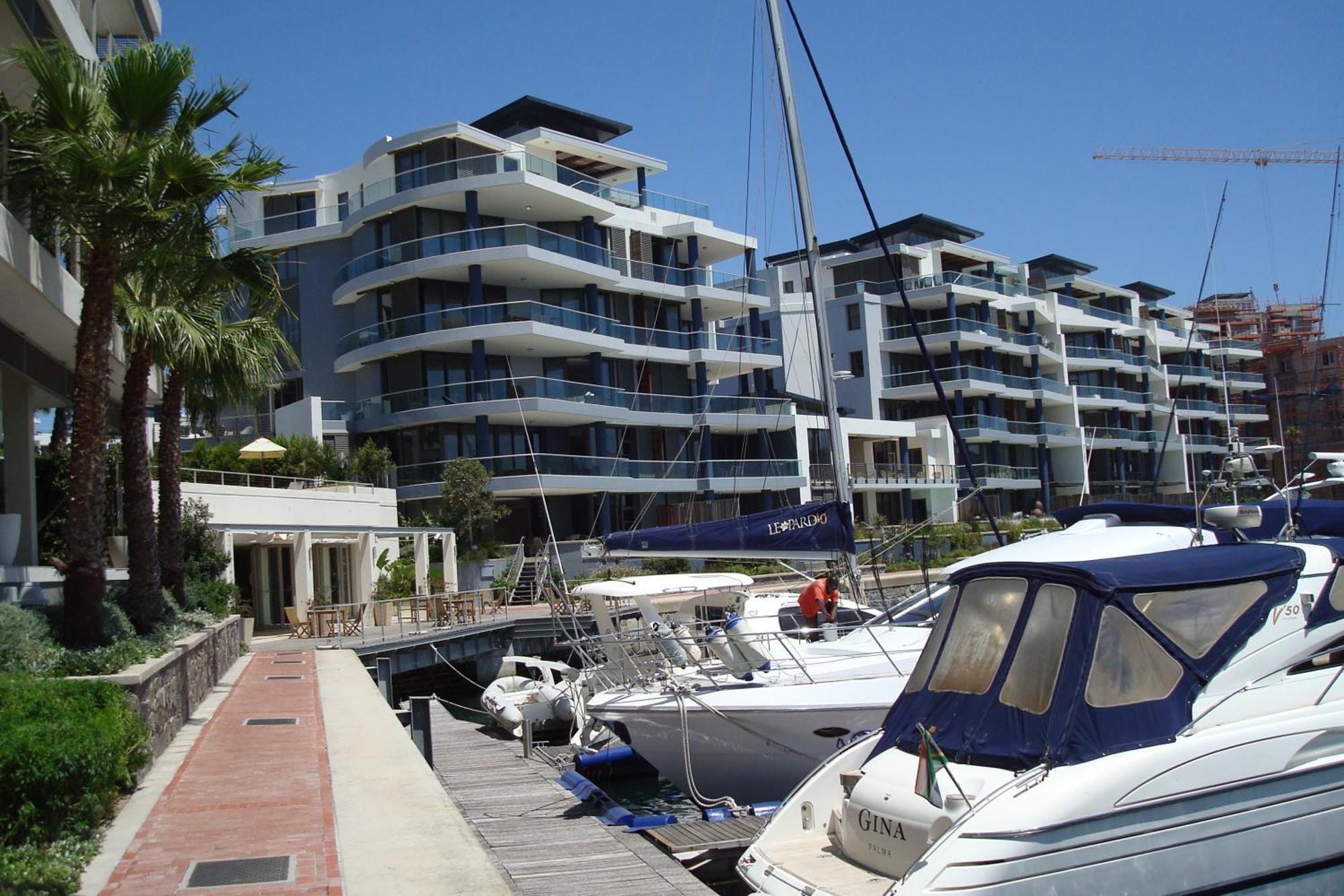 Mountain Marina Luxury Cape Town