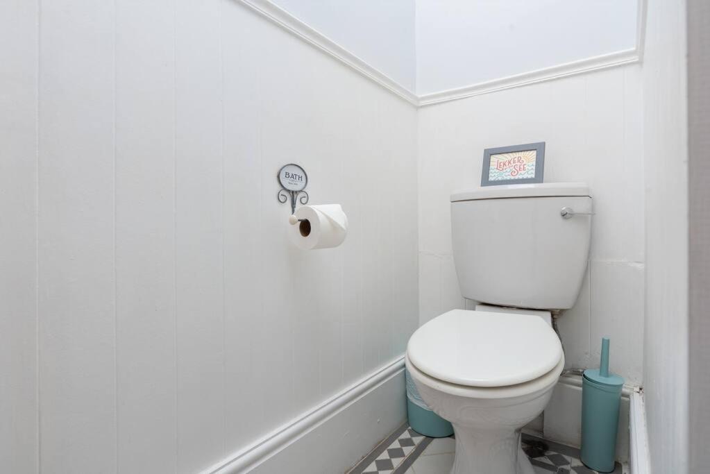 Victorian 2Br Views, Charm & Central Stay *