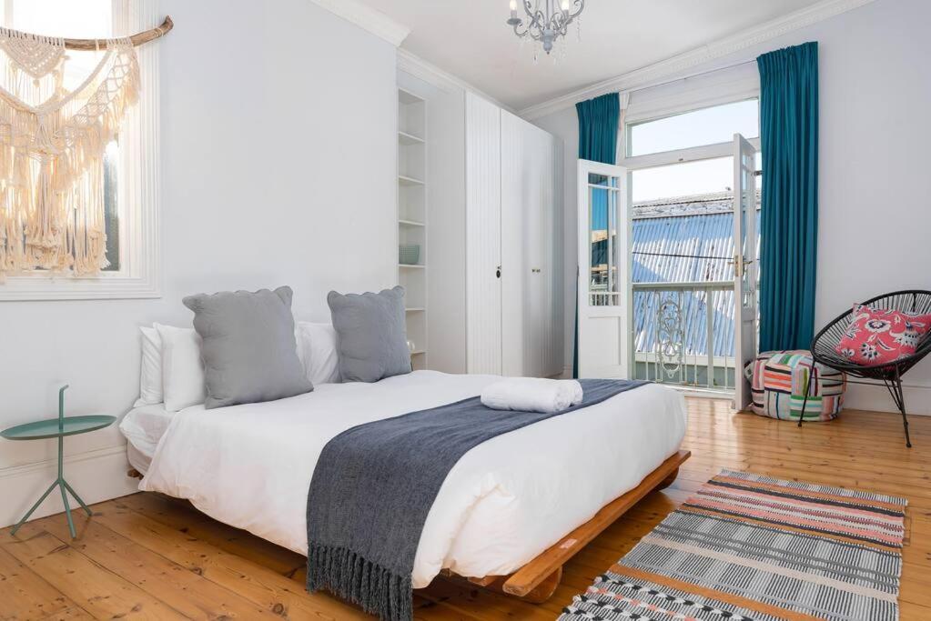Apartment Victorian 2Br Views, Charm & Central Stay *