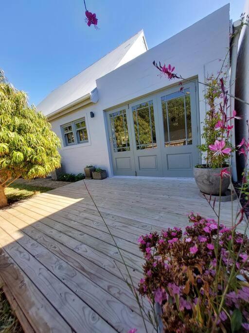 Kom4Nest 2Br Pool, Solar Apartamento *