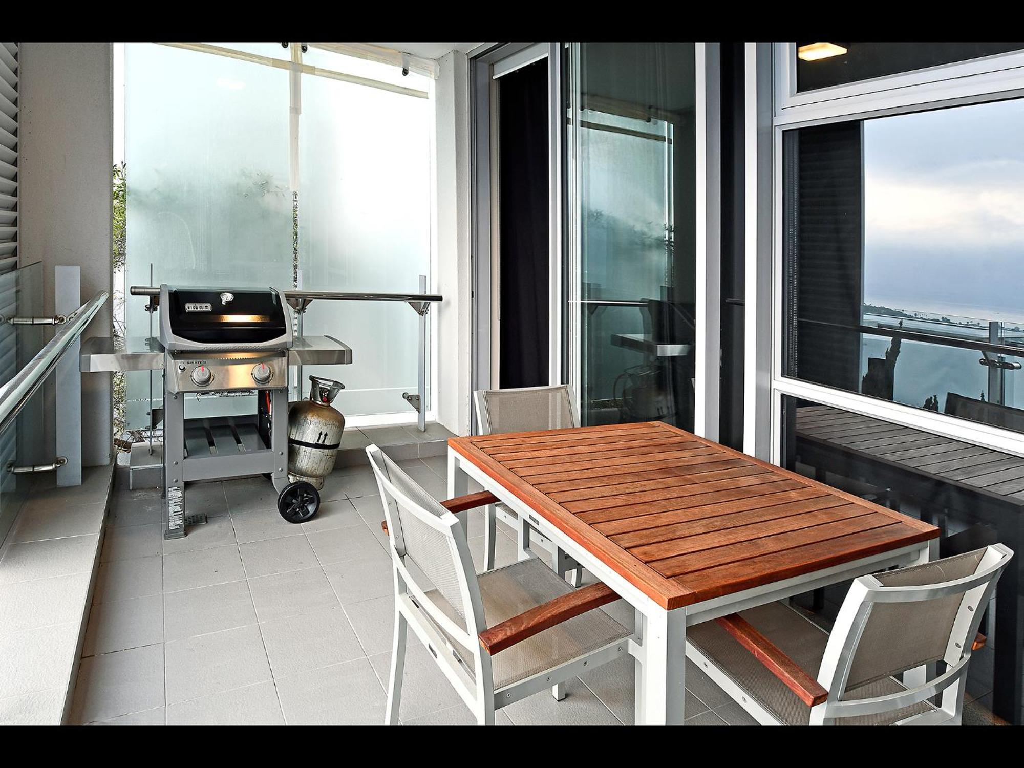 Apartment The Crystal 203 Camps Bay - Back-up Power Cape Town