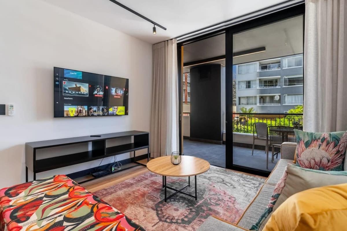 Apartment Marvol 101 - Spacious 1 Bedroom Near & Cafes-secure Parking-wifi-generator