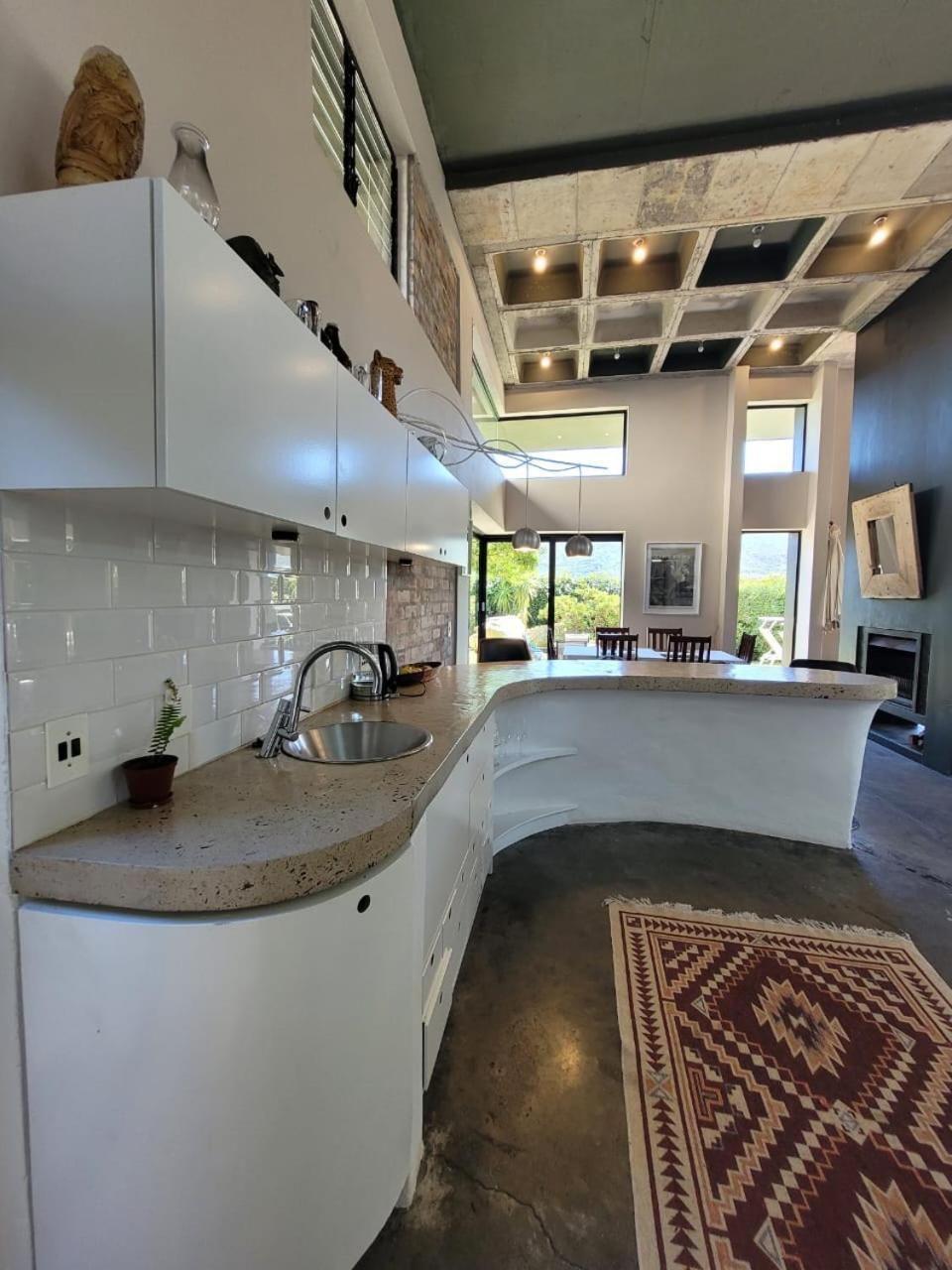 La Hacienda - Modern, Bright, Stylish House With Private Pool Villa Cape Town