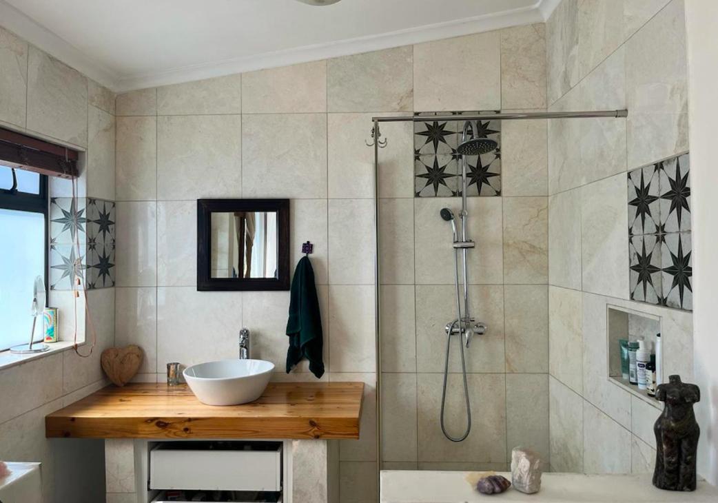 Waterside Haven * Cape Town