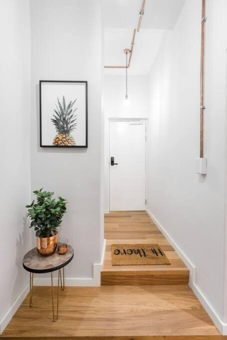 Stylish 2Br City Views, Pool & Vintage Vibes Apartment Cape Town