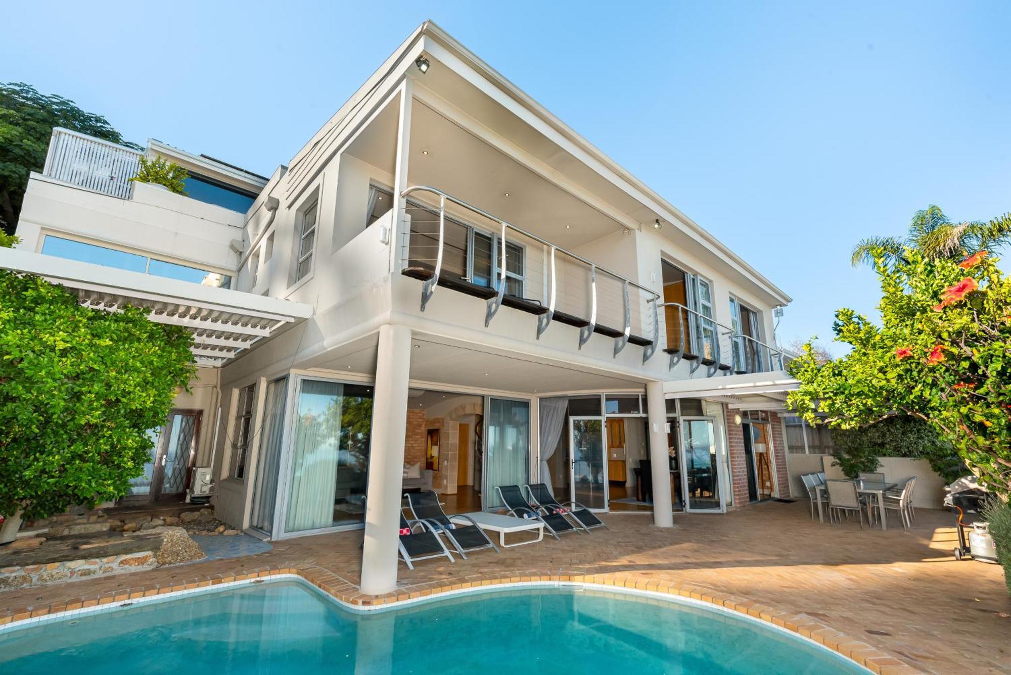 Clifton Haven With Ocean View, Pool, Braai & Office Cape Town