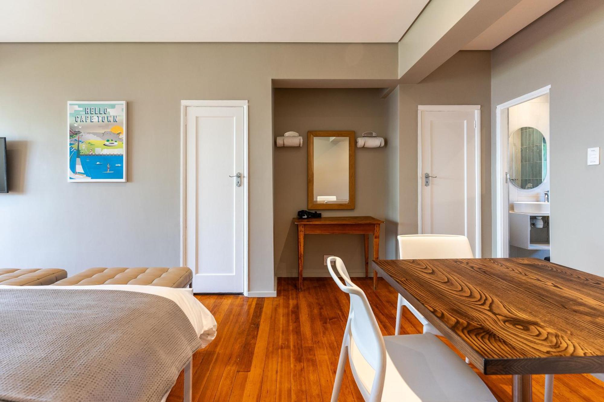 Camps Bay Village - And Aparthotel Cape Town