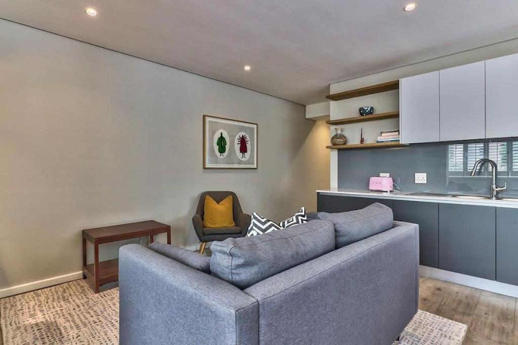 Beachfront Gem With Generator Apartment *