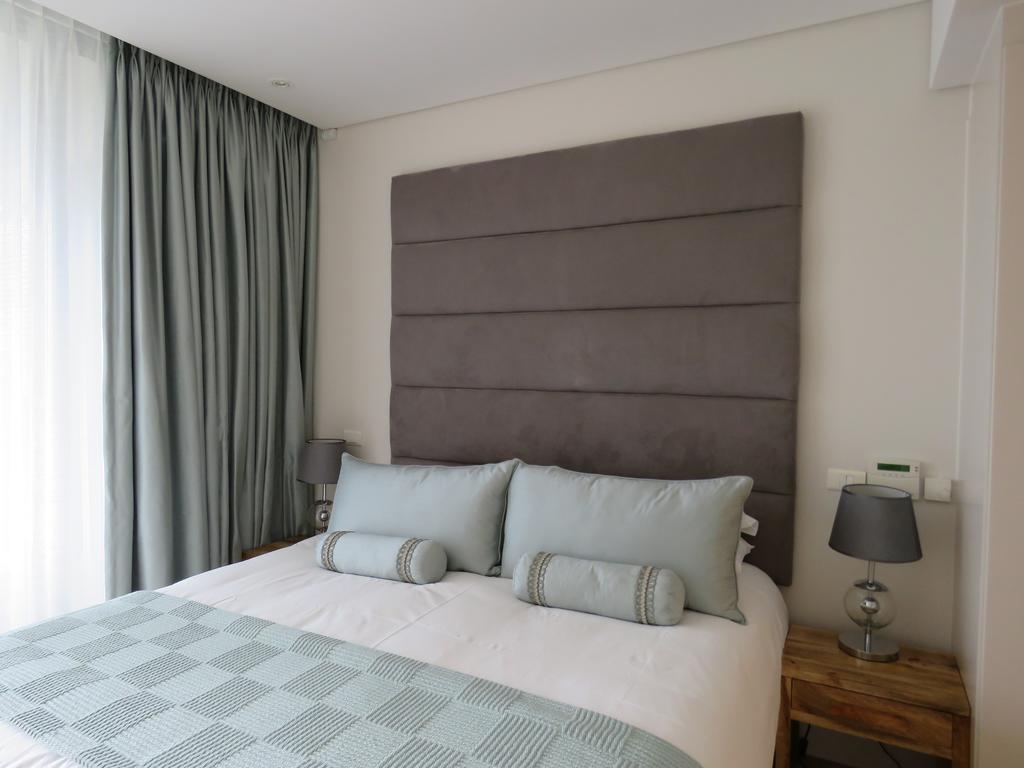 202 Kylemore A Waterfront Marina Apartment Cape Town