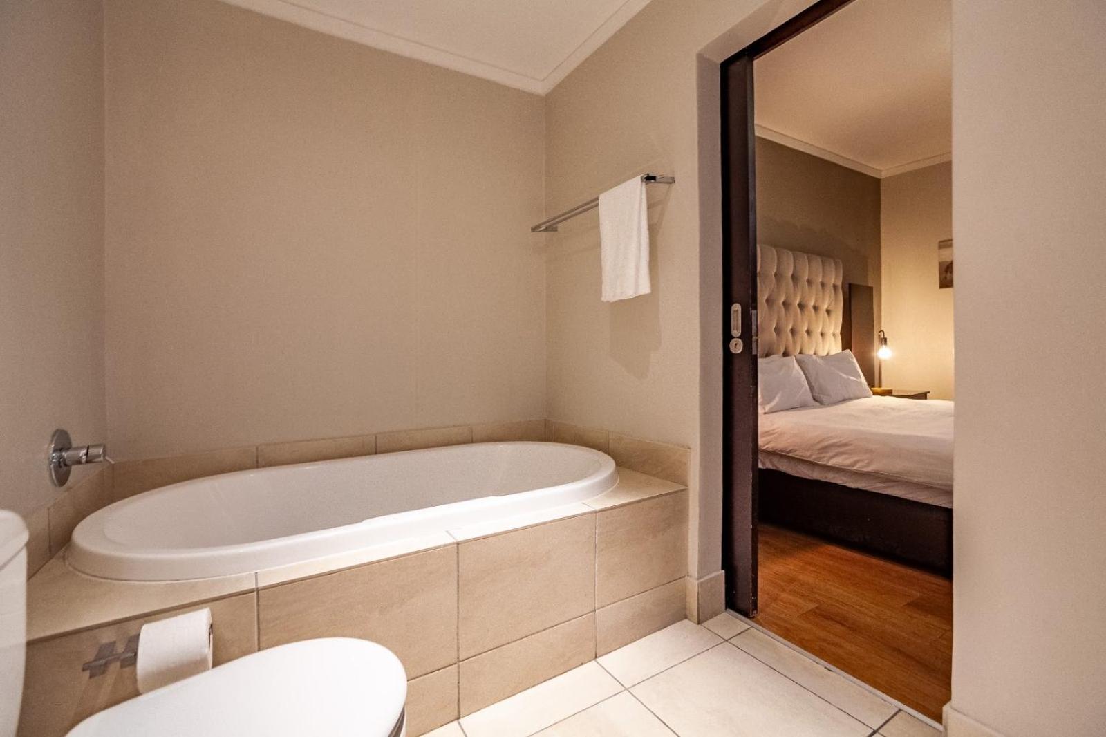 Apartment Modern 1 Bedroom No Loadshedding