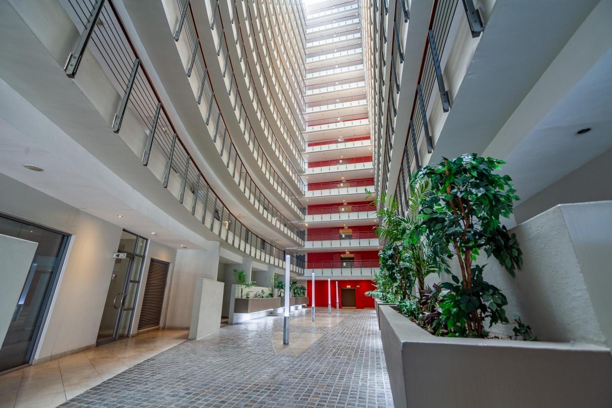Modern 1 Bedroom No Loadshedding