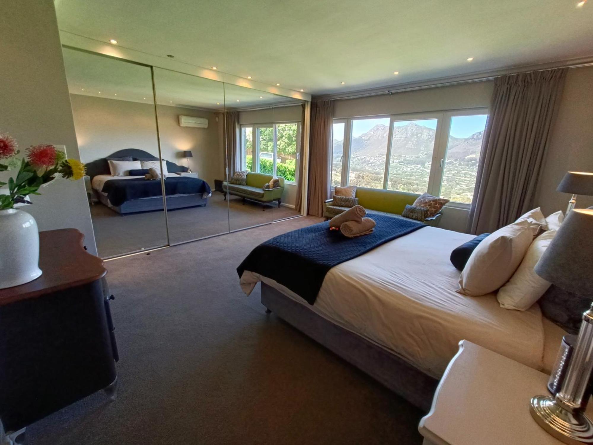 Apartment Mount Rhodes Guesthouse, Three Separate Units, Please Select Either Three Bedroom, Two And A Half Bedroom Or One Bedroom *