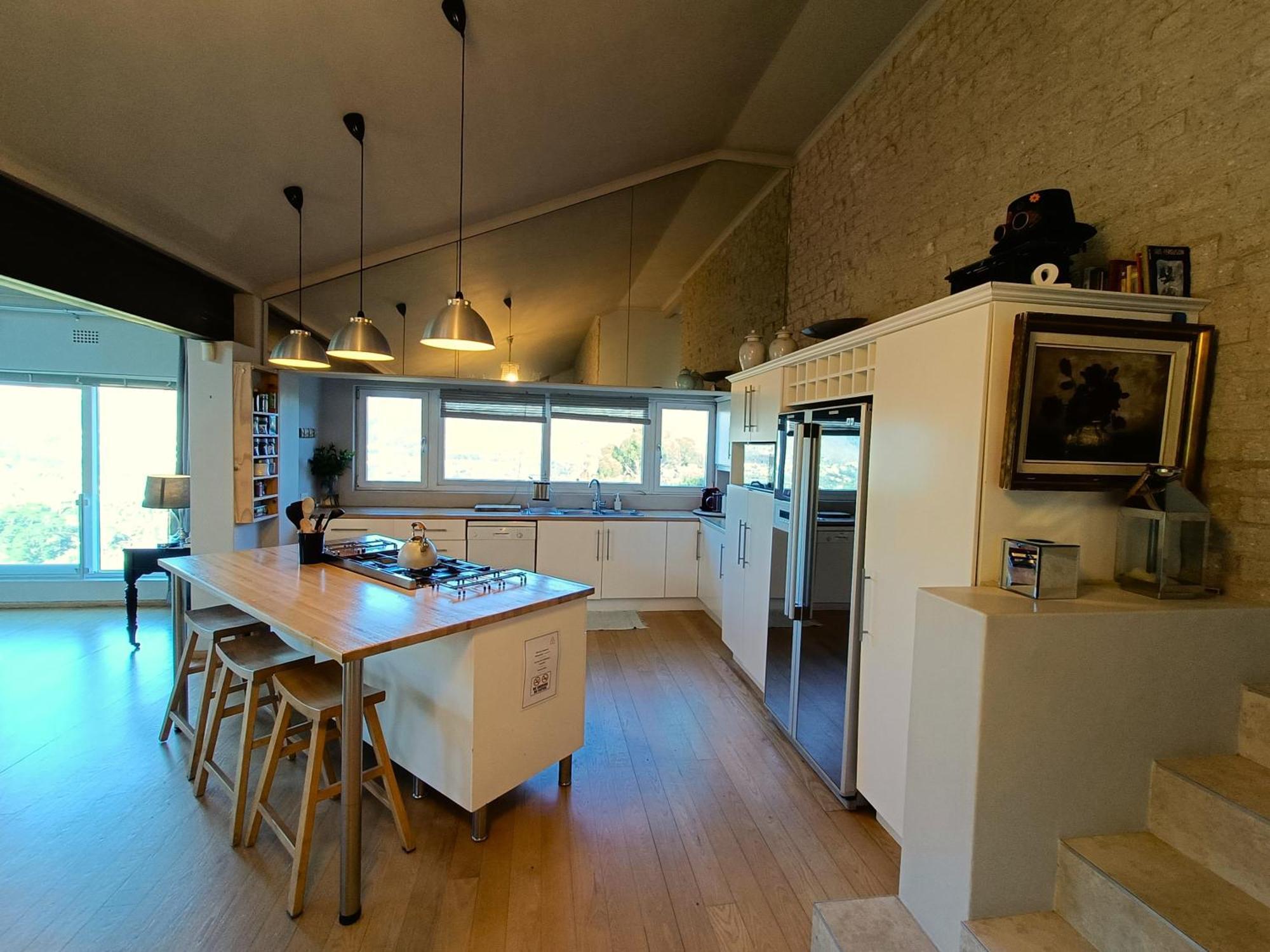 Apartment Mount Rhodes Guesthouse, Three Separate Units, Please Select Either Three Bedroom, Two And A Half Bedroom Or One Bedroom Cape Town
