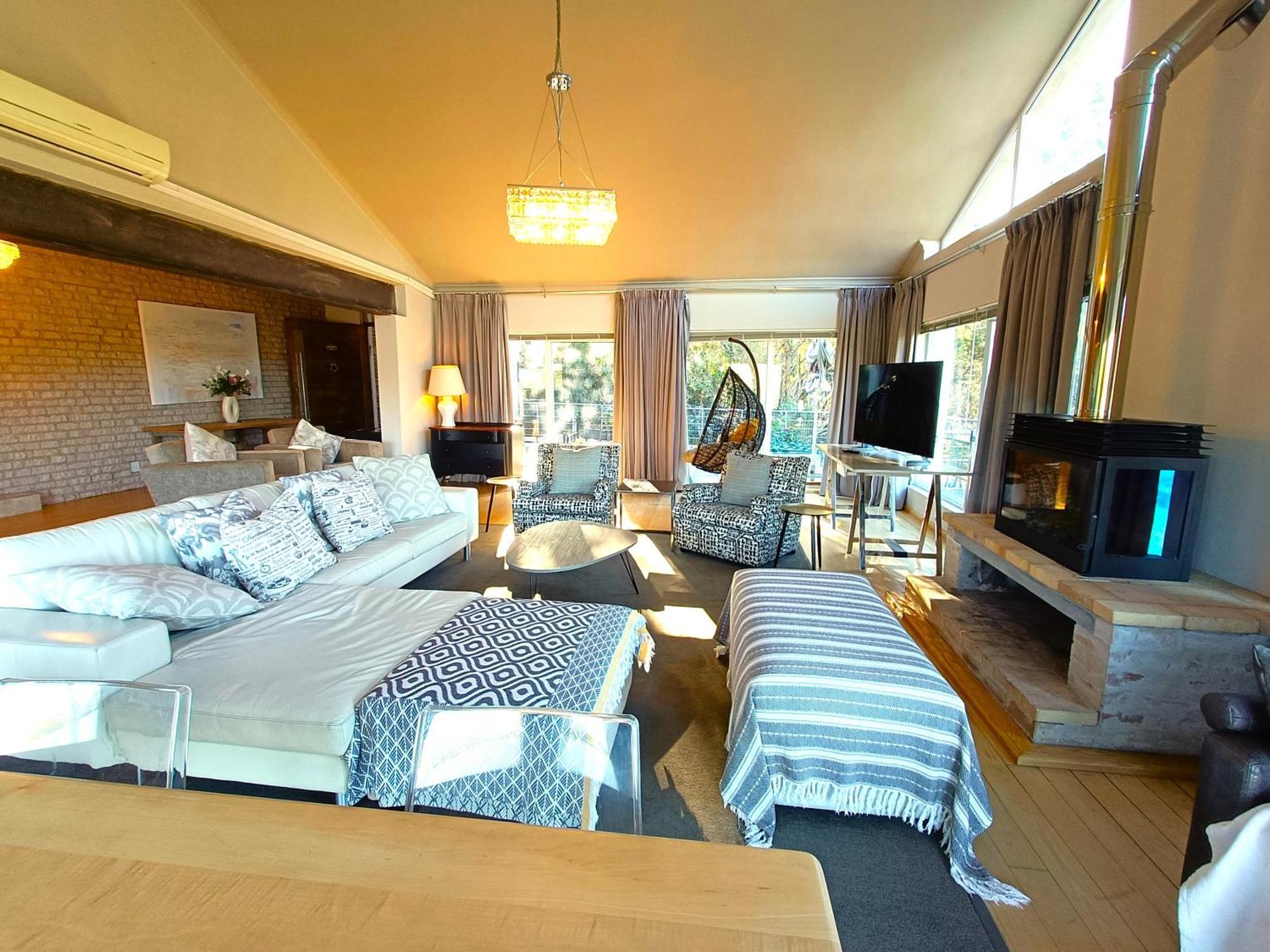 Mount Rhodes Guesthouse, Three Separate Units, Please Select Either Three Bedroom, Two And A Half Bedroom Or One Bedroom * Cape Town