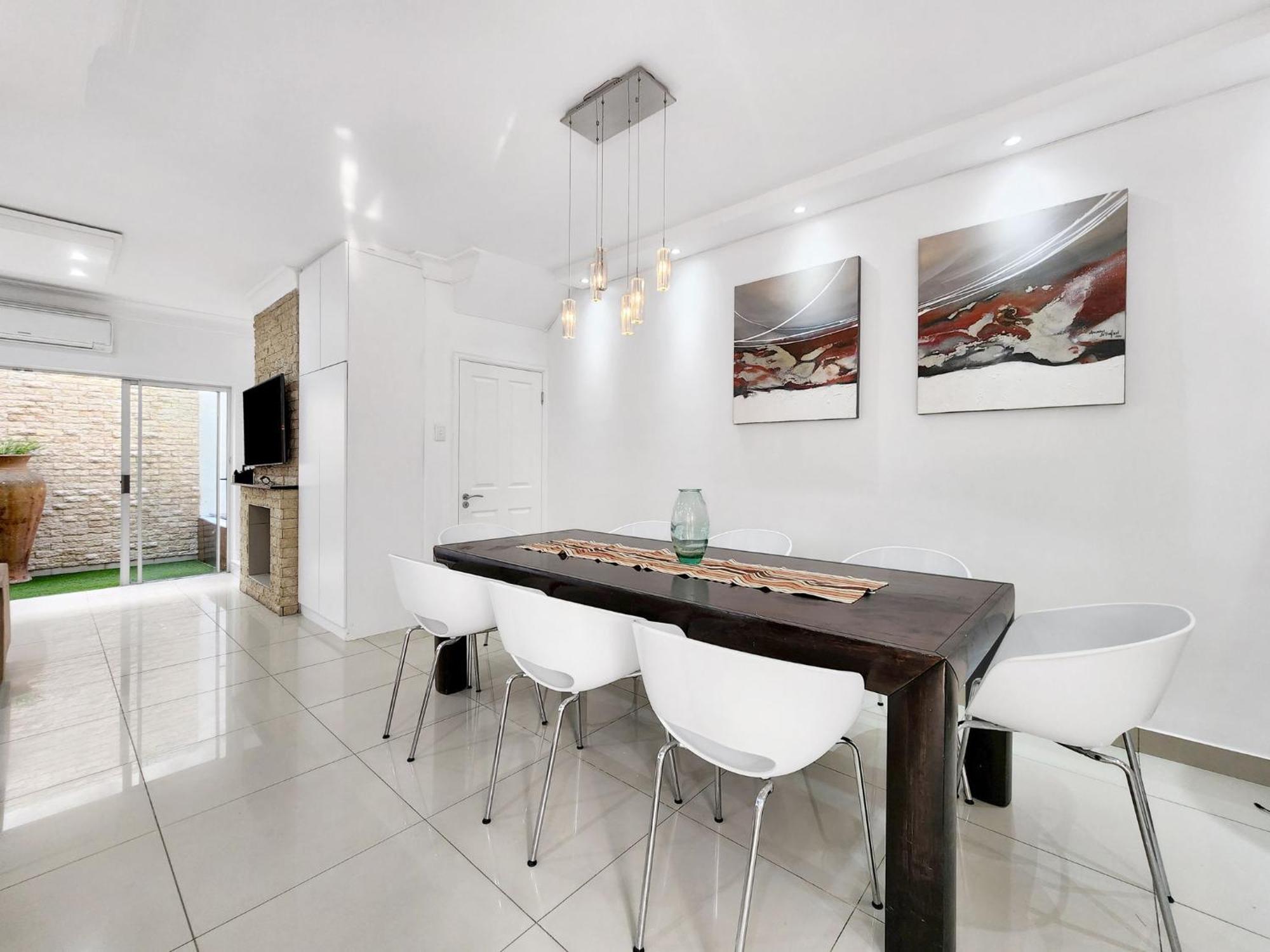 Villa Urban Style House With Jacuzzi & Garage Cape Town