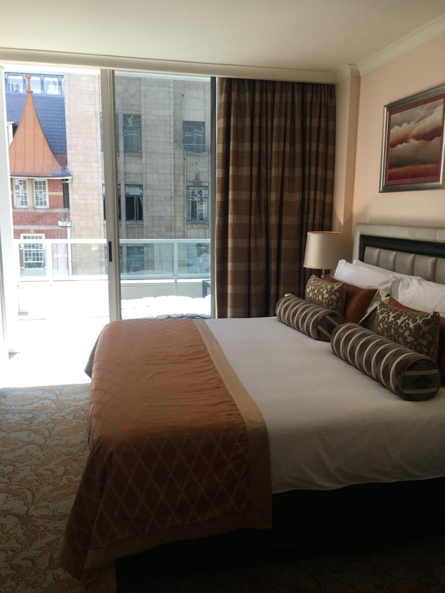 Taj - Private Luxury One Bedroom Cape Town