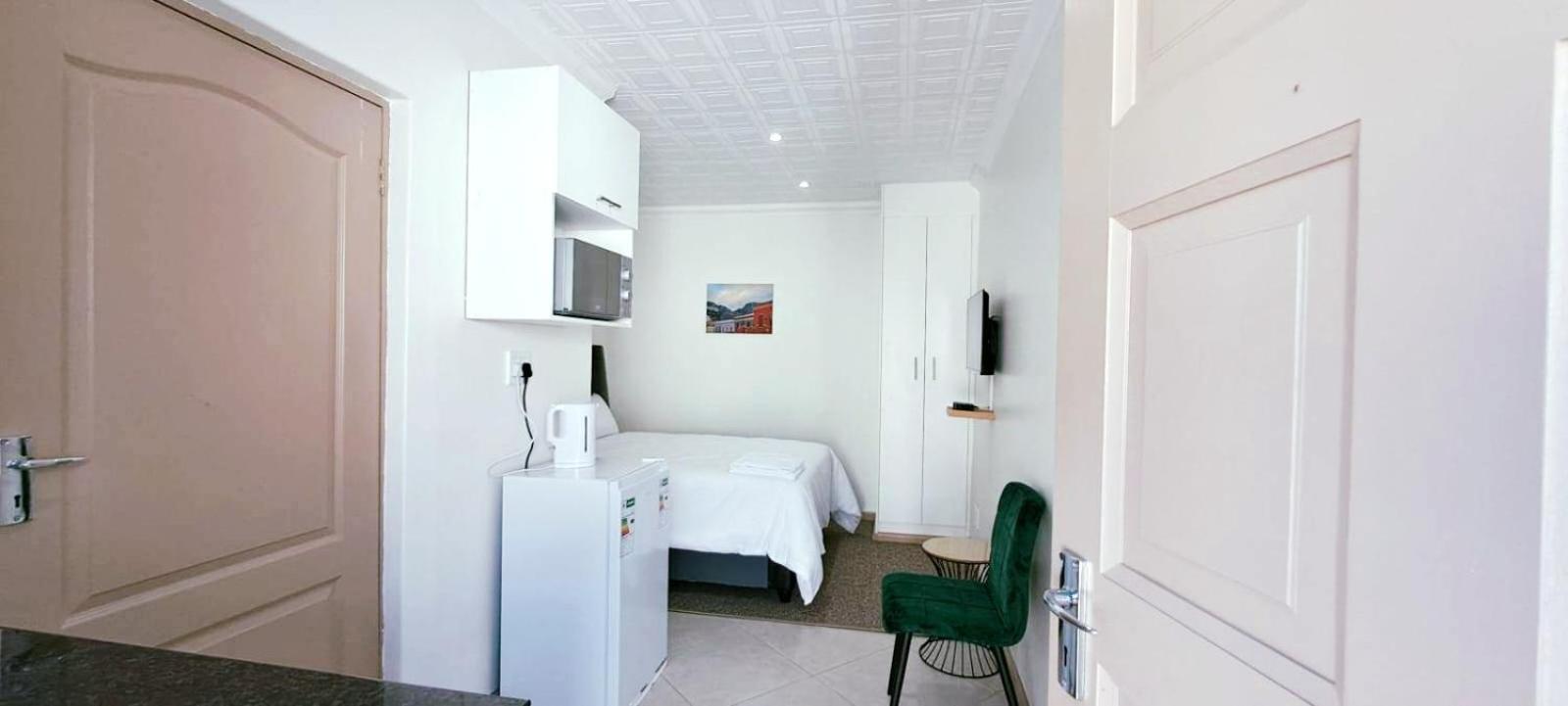 Haresca Luxury Bellville *