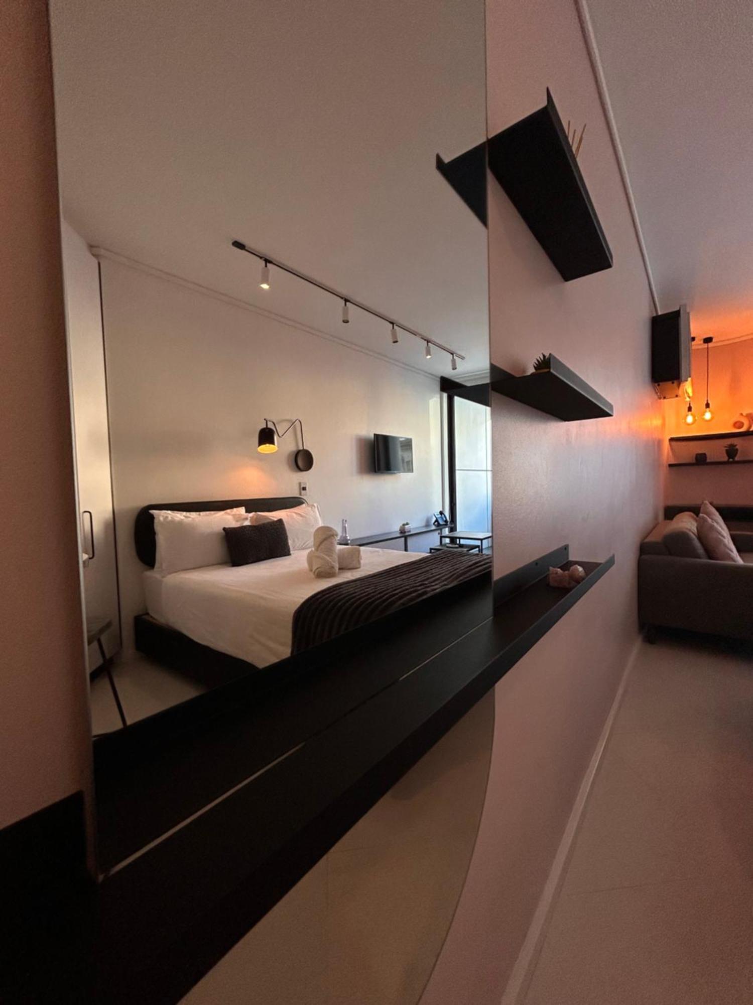 Apartment Blissful At The Flamingo