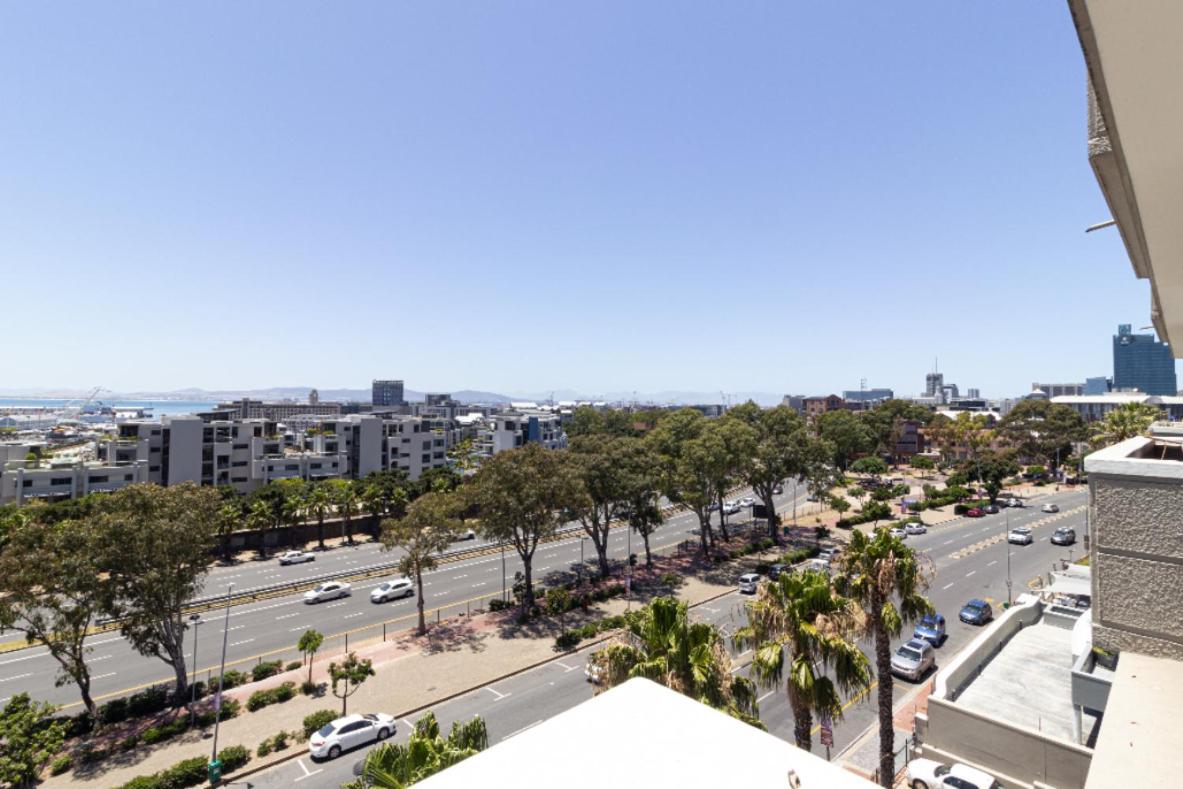 Devonshire 2 Bed Point Apartment