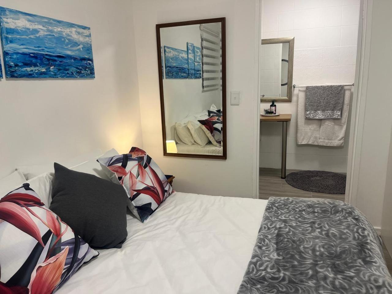Apartment Mozart Close Durbanville- For People Who Needs Space