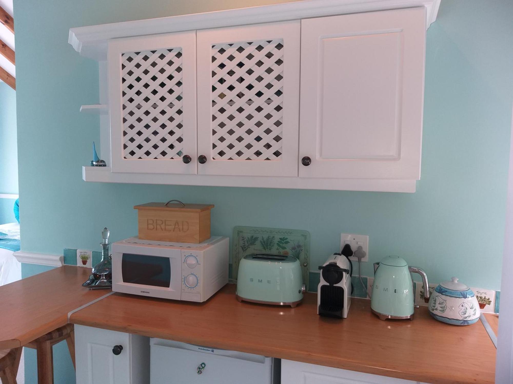 Cape Rose Cottage - Penthouse In Camps Bay
