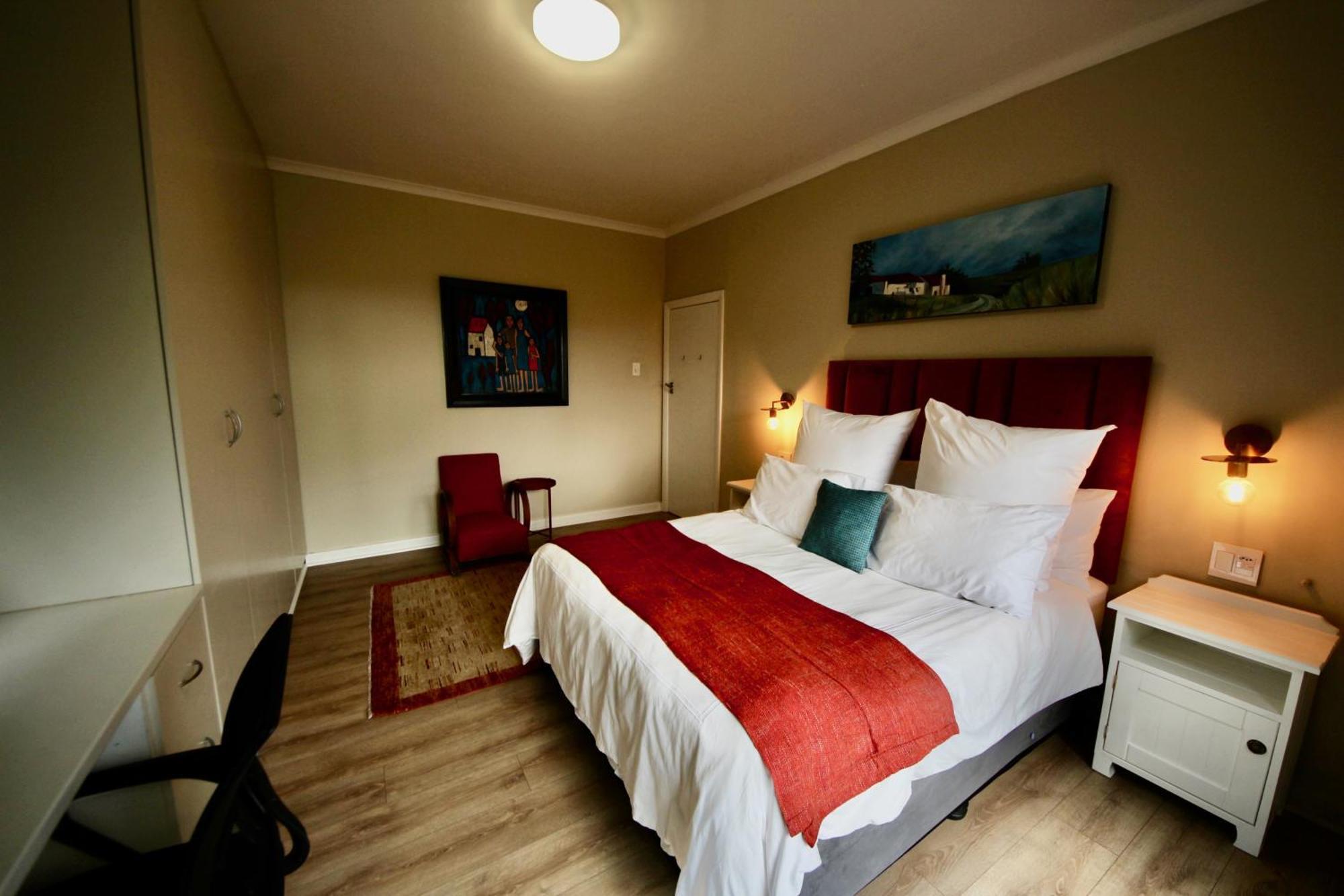 Holiday home Family Home+views+pets+garden+solar