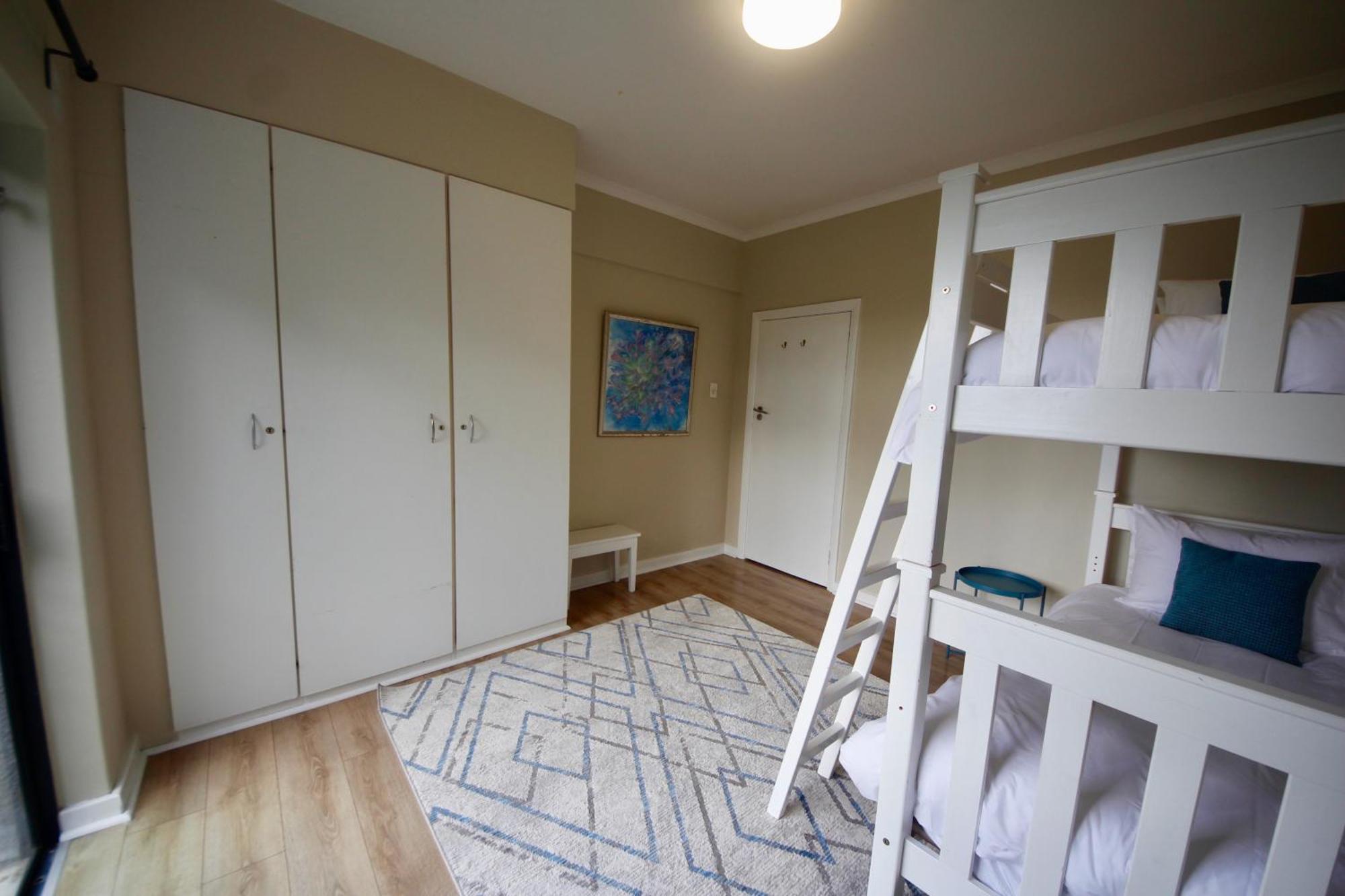Holiday home Family Home+views+pets+garden+solar Cape Town
