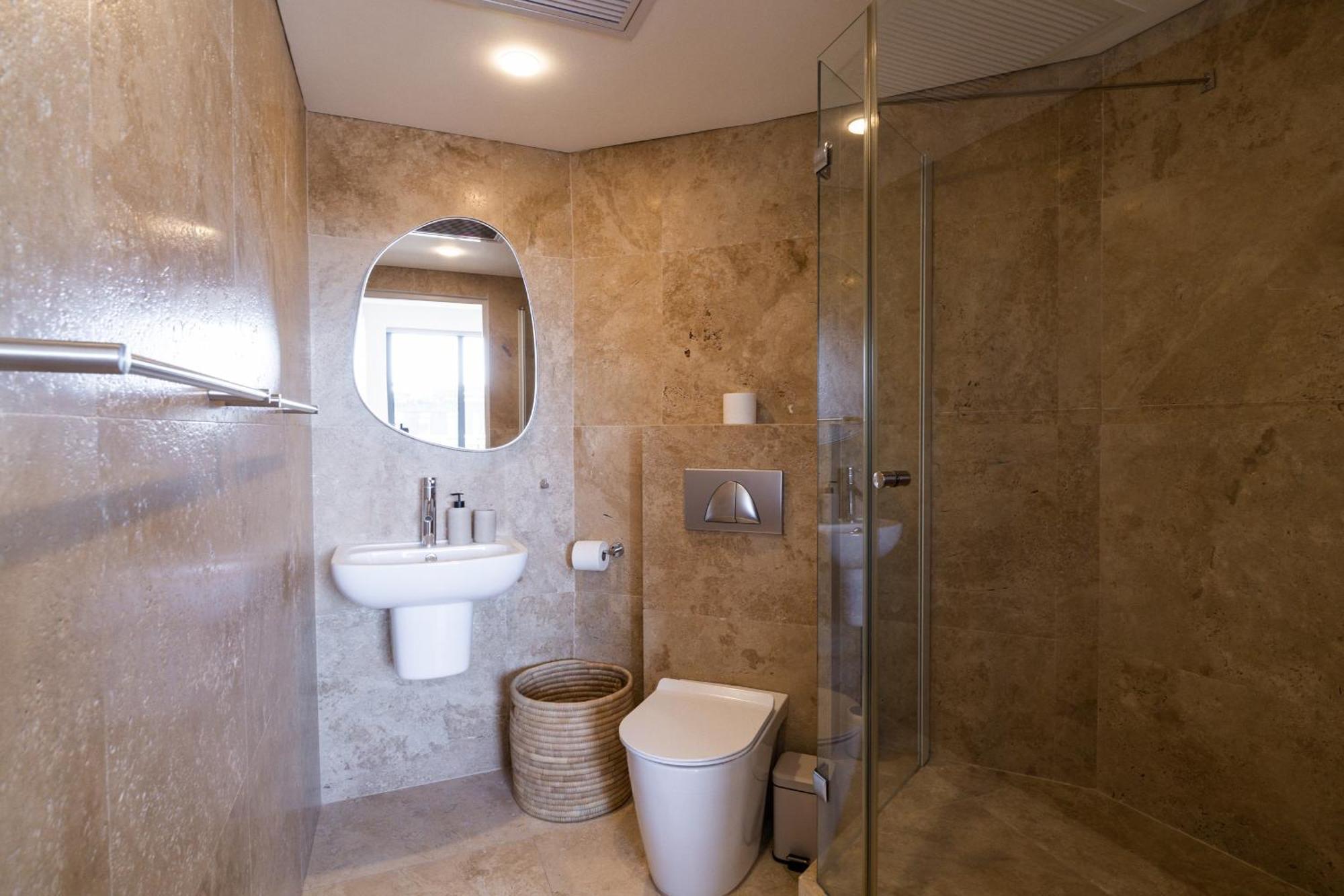 Rockwell 613 By Ctha Cape Town