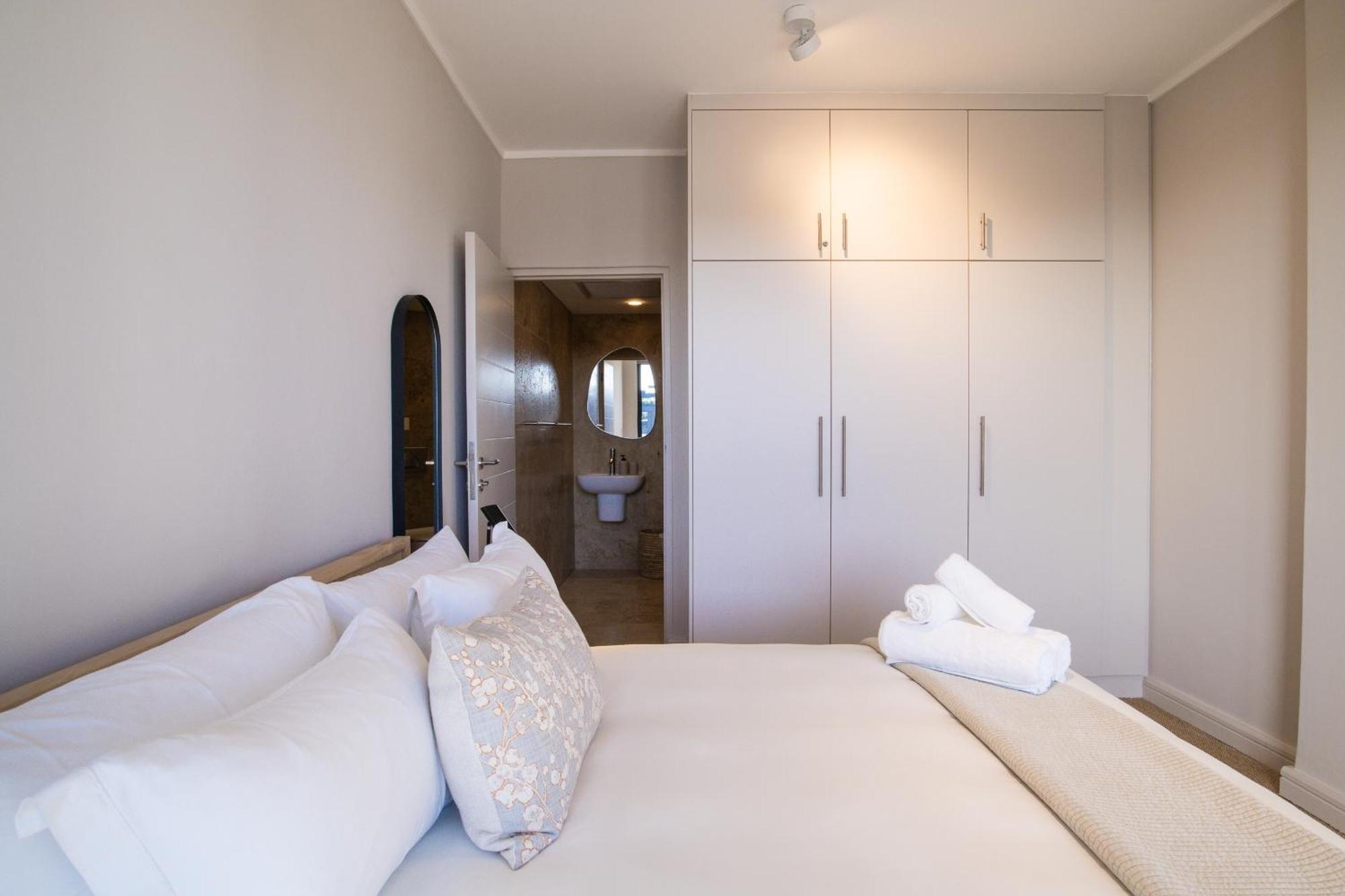 Rockwell 613 By Ctha * Cape Town