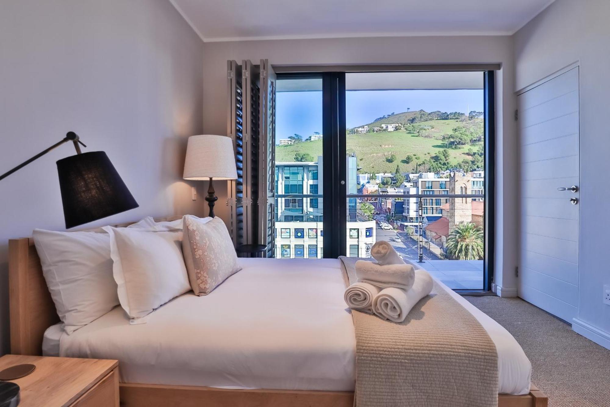 Rockwell 613 By Ctha Cape Town