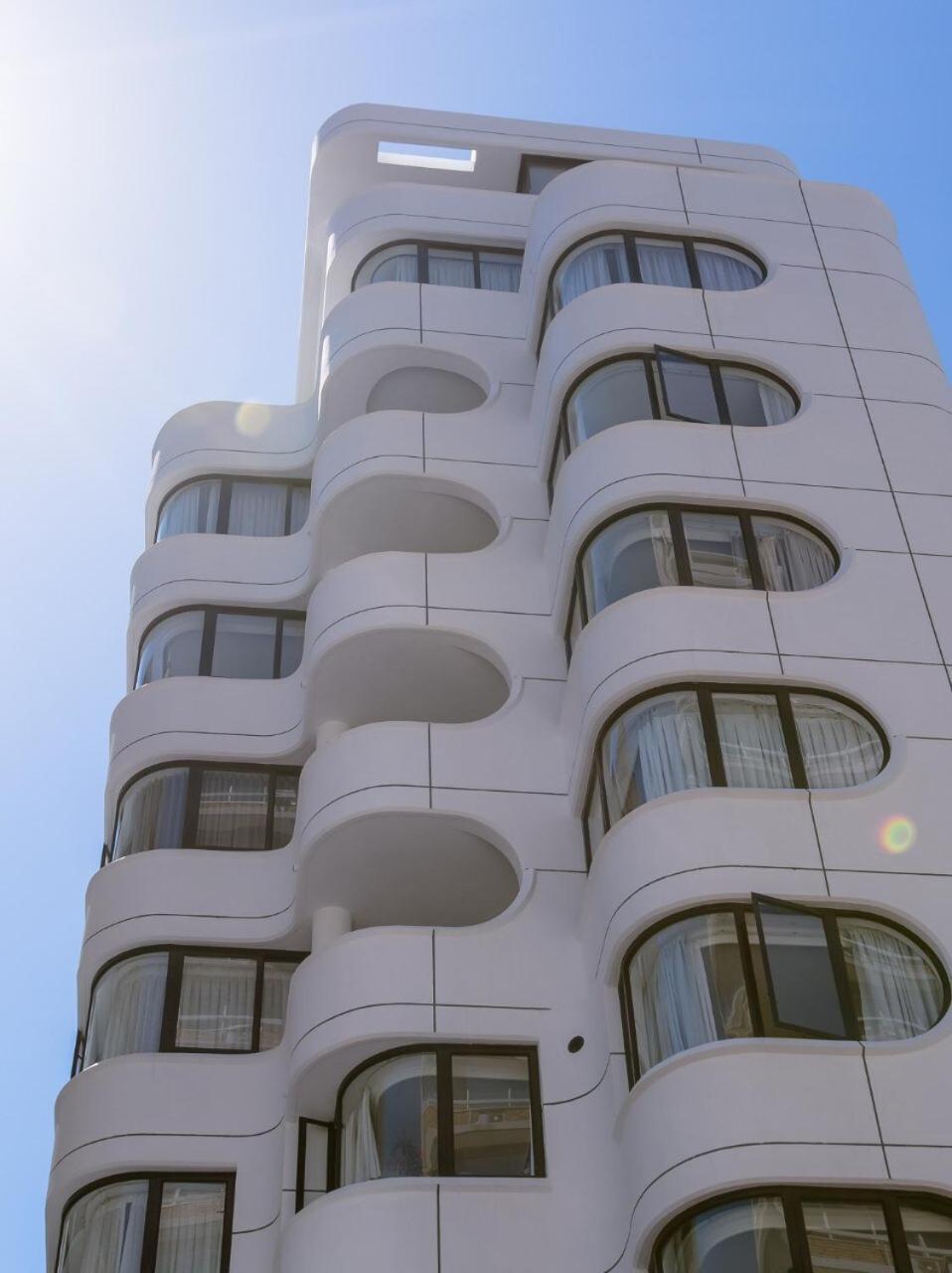Apartment Stylish, Modern, Walk To Restaurants And Cbd Cape Town