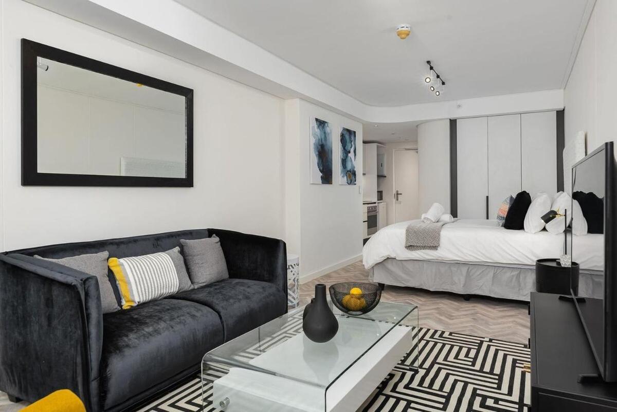 Table Mountain View Centre Tranquil And Elegant Apartment *