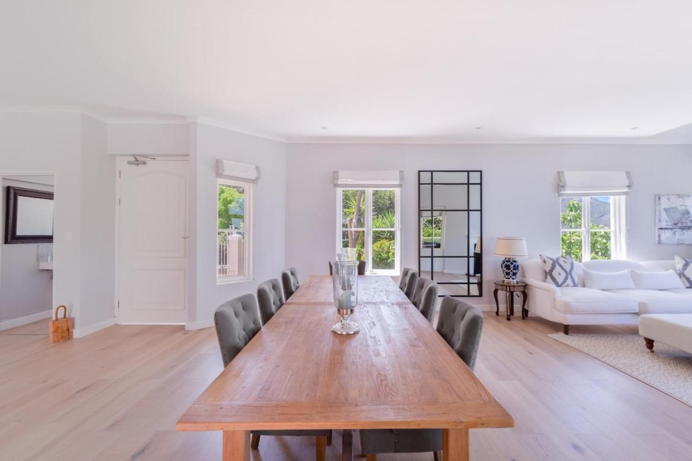 Sublime Five Bed In Glorious Setting Holiday home